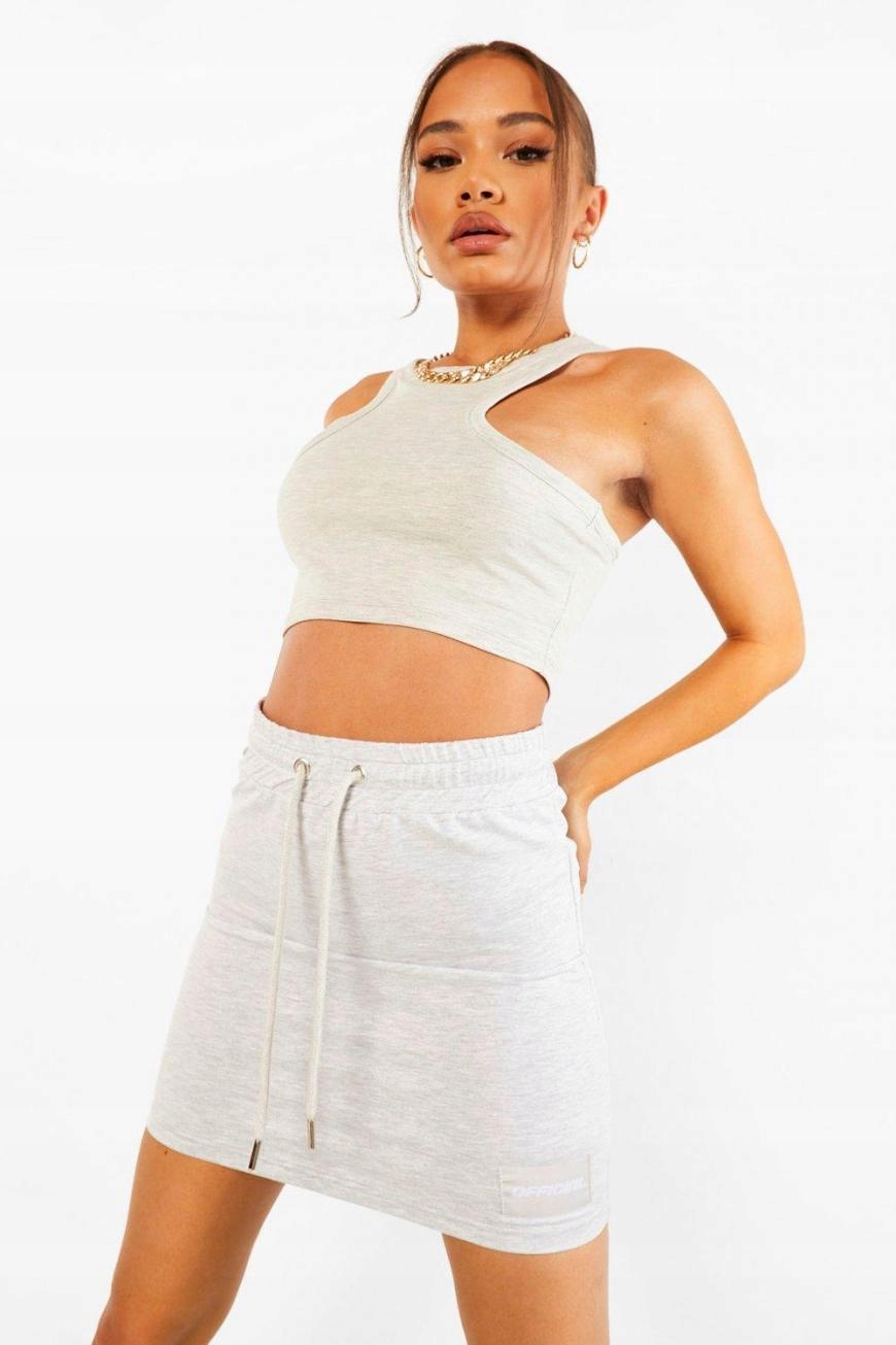 BOOHOO GŁADKI KLASYCZNY CROP TOP S Wzór dominujący bez wzoru