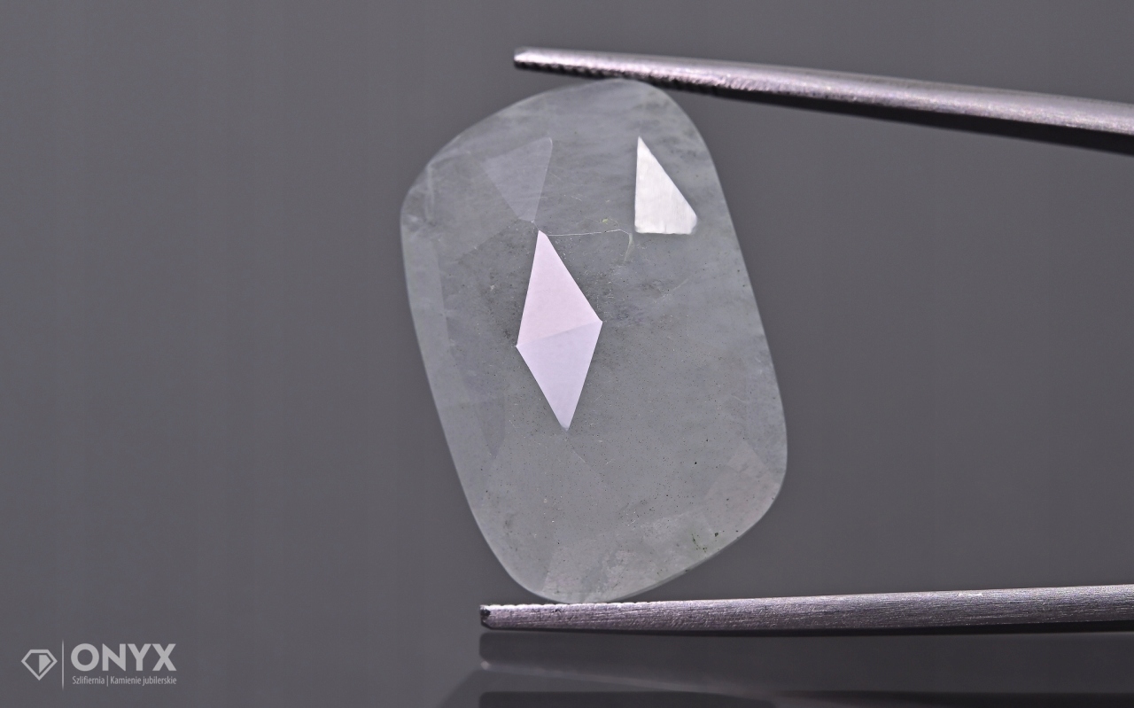 Akvamarín fasetovaná nepravidelná rozeta 23,5x15,5