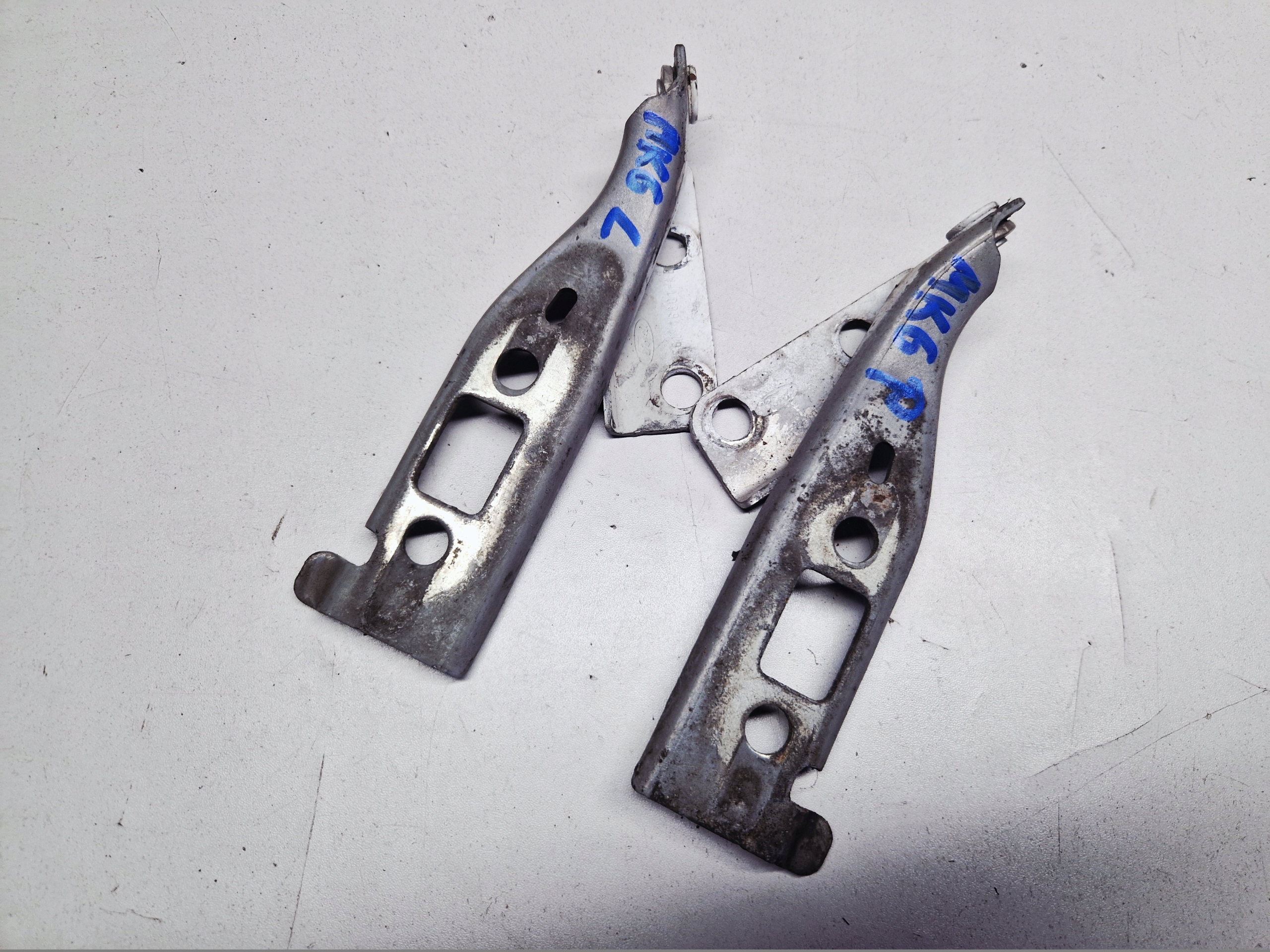 FORD FIESTA MK6 hinge bonnet hinges front KOMPLET right left