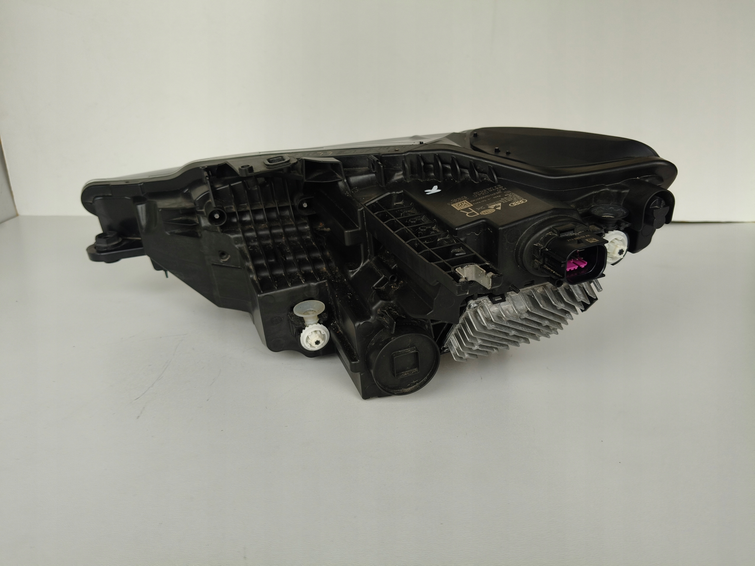 light right REFLEKTOR AUDI A7 4K8 18- FULL LED