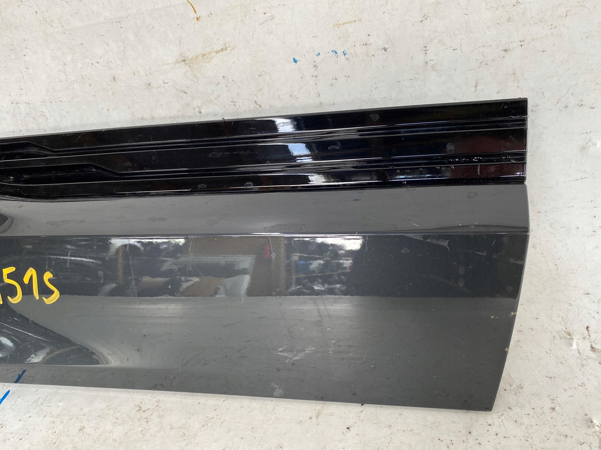 AUDI E-TRON 4KE 18- moulding door right rear part 4KE853970