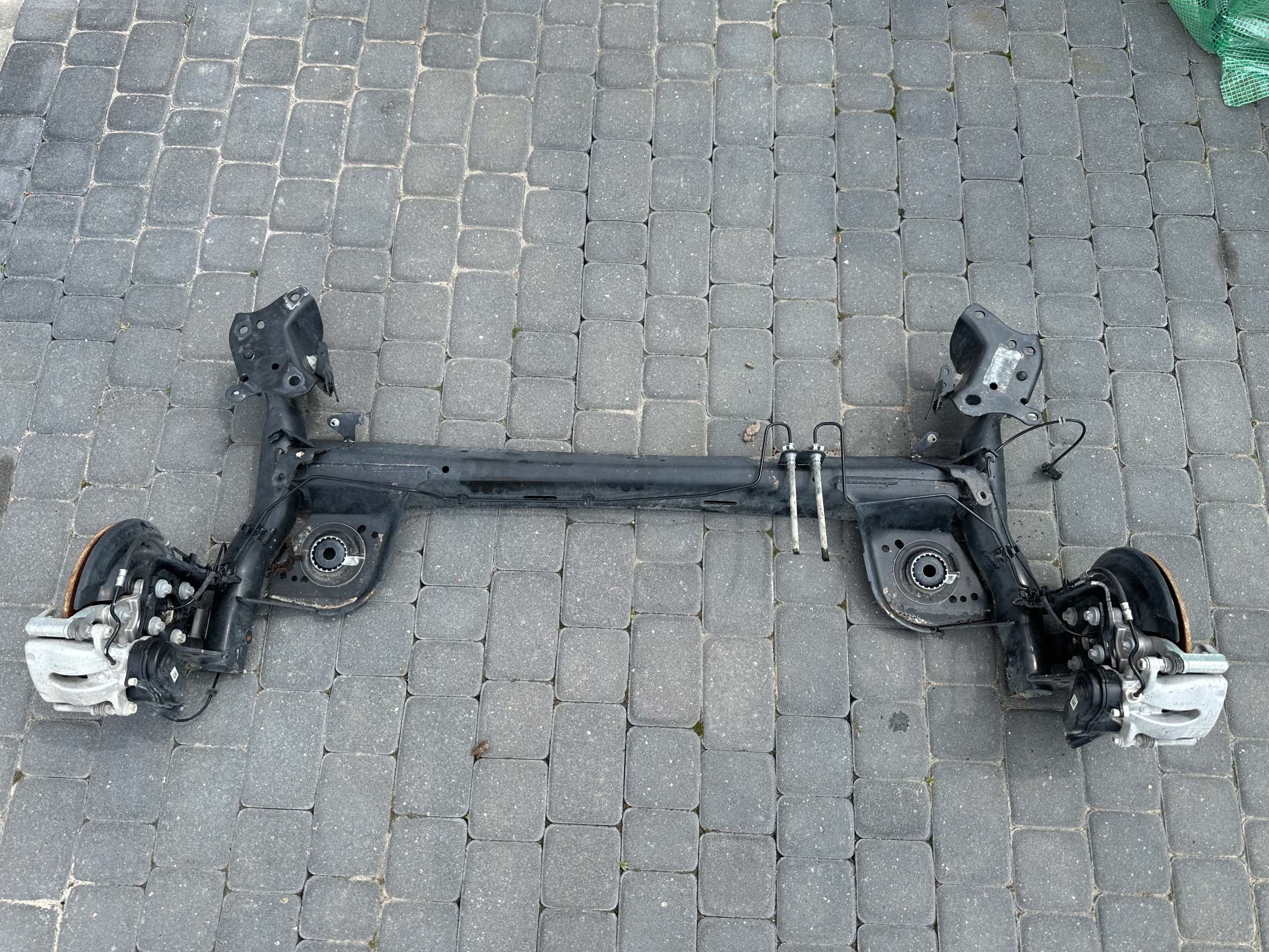 ZOE II LIFT 2021r BELKA OŚ TYŁ TARCZE ZACISKI