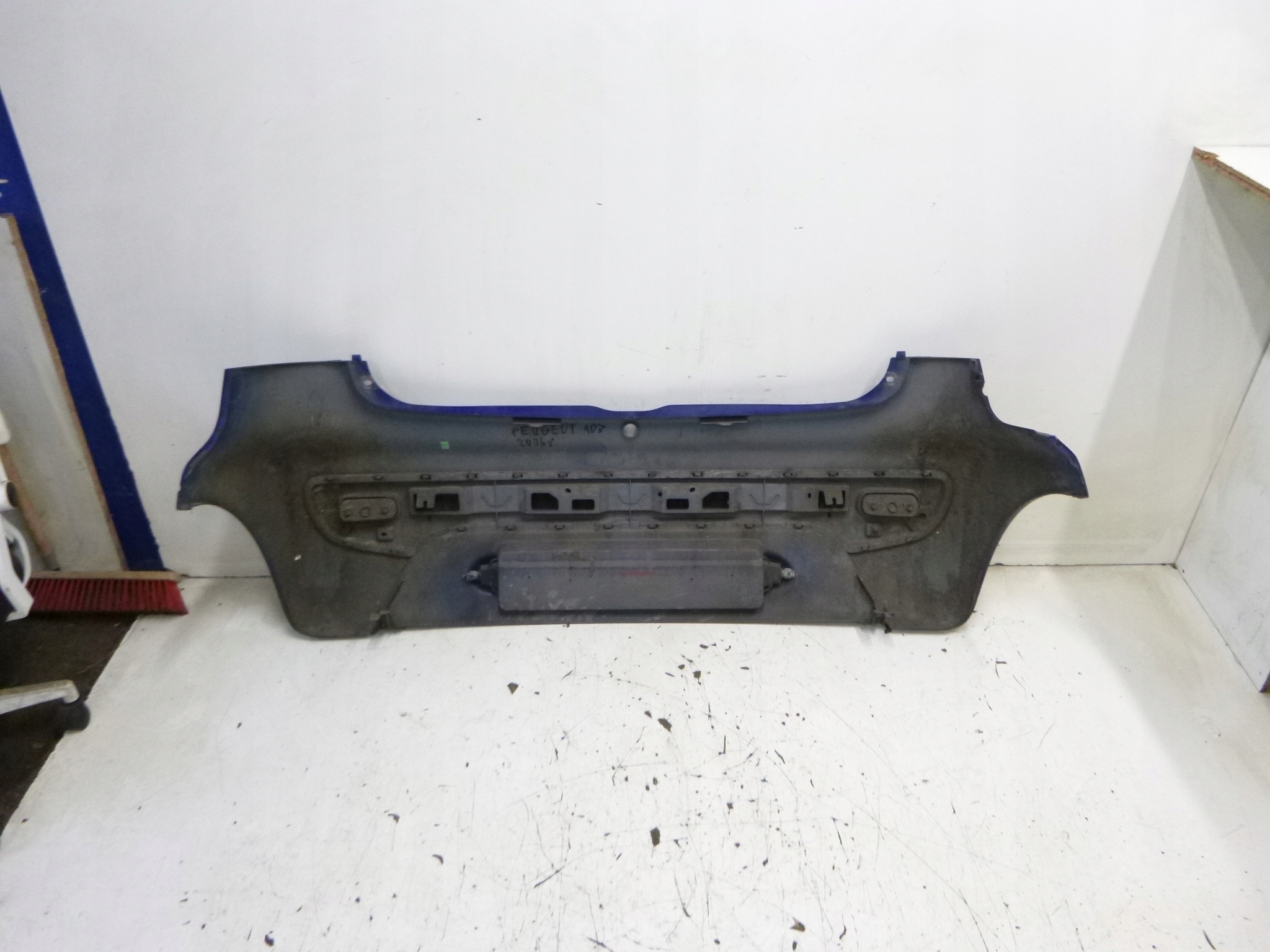 bumper rear PEUGEOT 107 2006r.