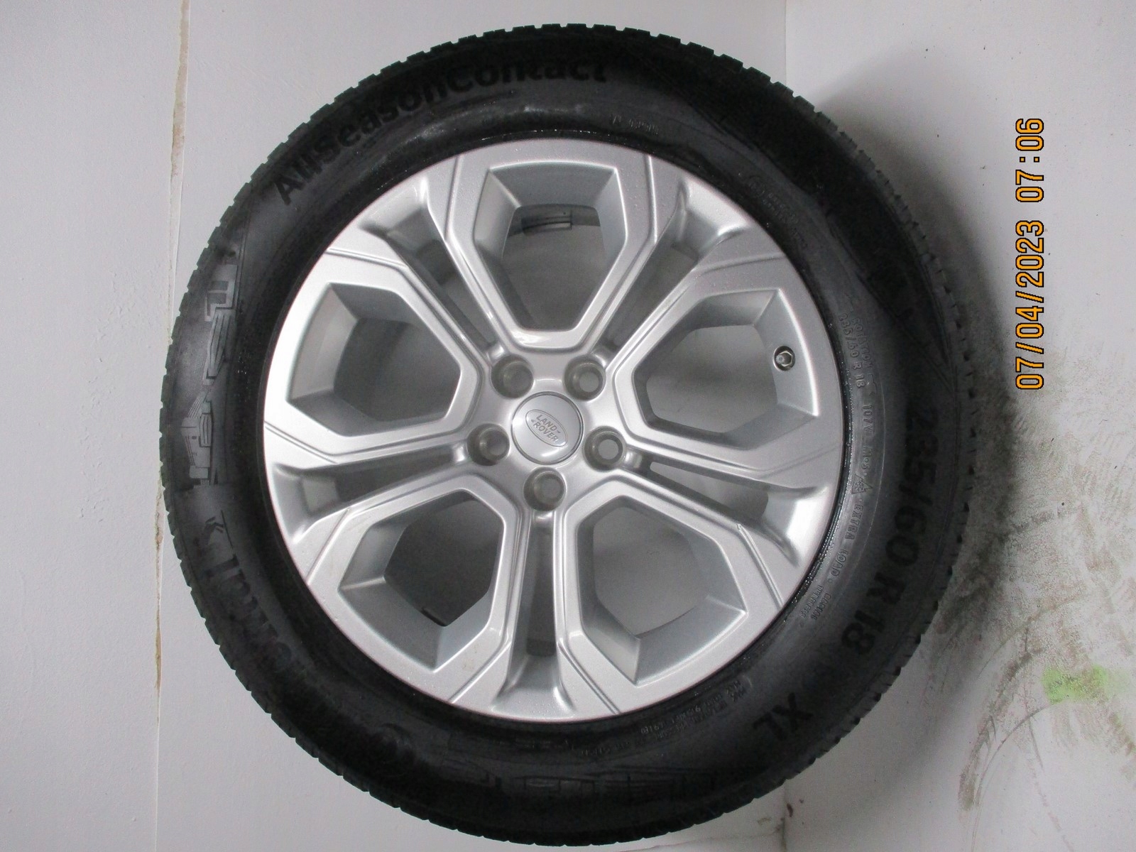 wheels discs tyres Range Rover Evoque R18 5MM
