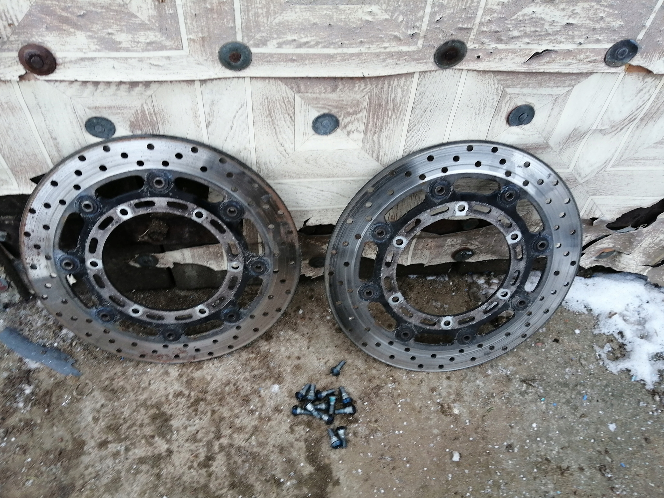 383456543 - R1 RN01 RN04 передние тормозные диски 4,4 мм болты