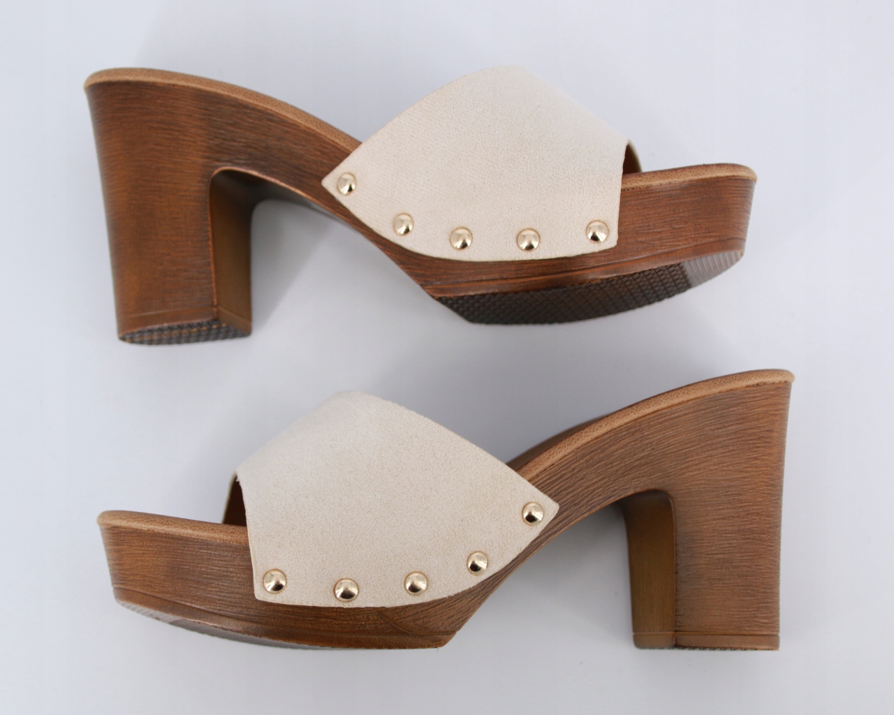 BEŻOWE DREWNIAKI NA OBCASIE KLAPKI DAMSKIE ZAMSZOWE Z ĆWIEKAMI 40 Marka inna