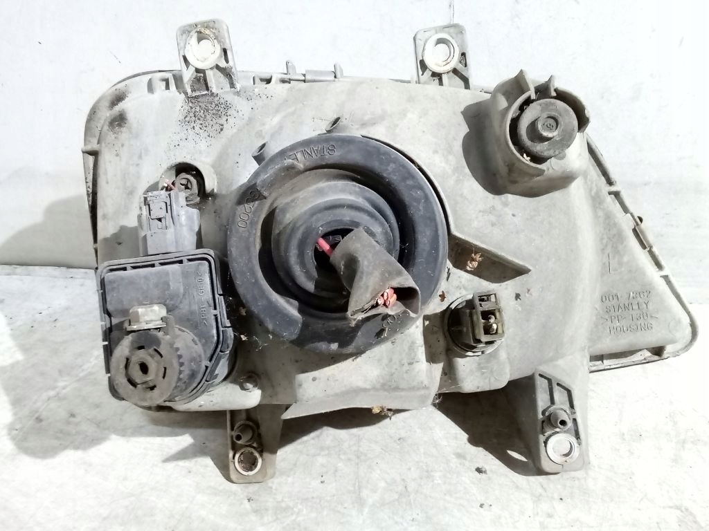 Daihatsu Terios und 1 Licht links vorne vorne