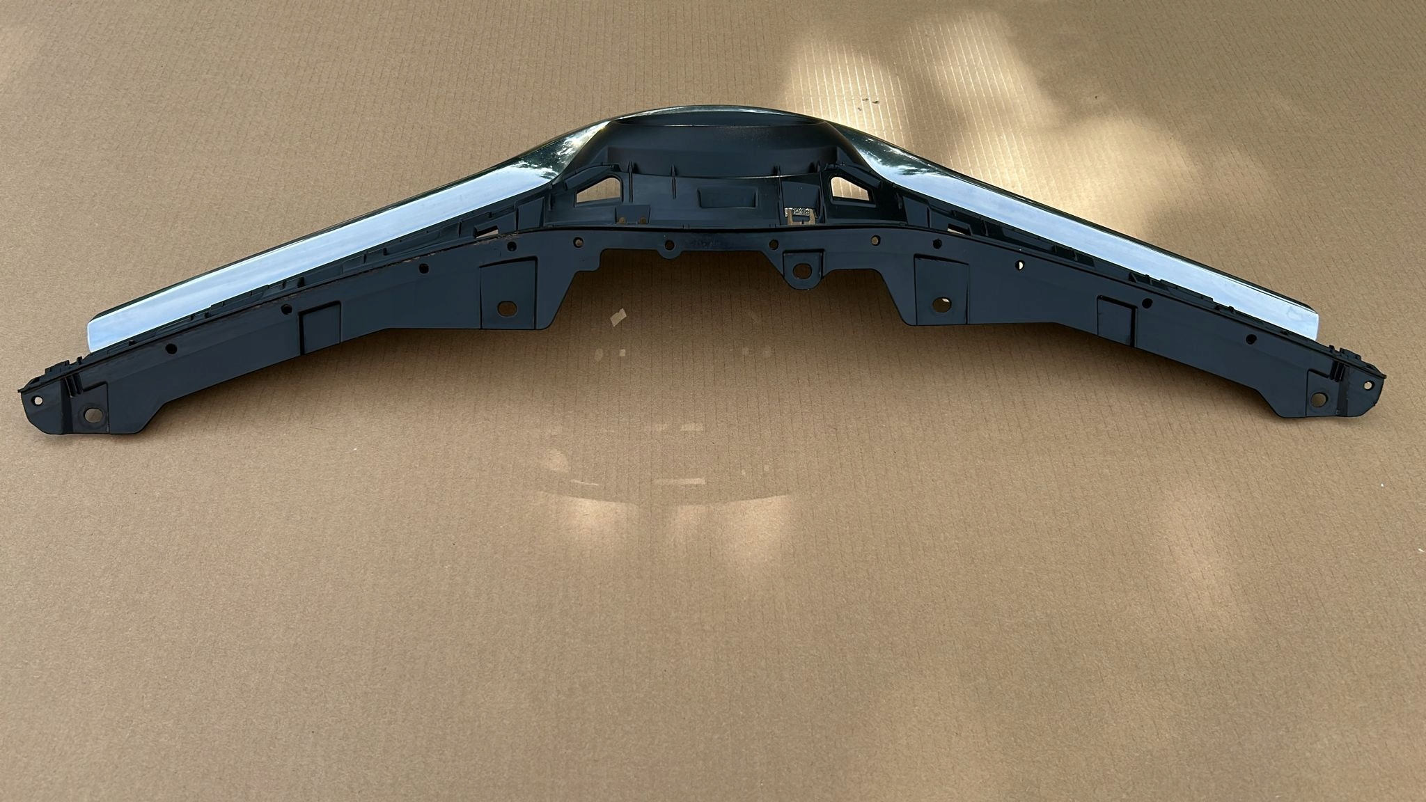 pillar support grill CHROM supports front front TOYOTA YARIS III 14