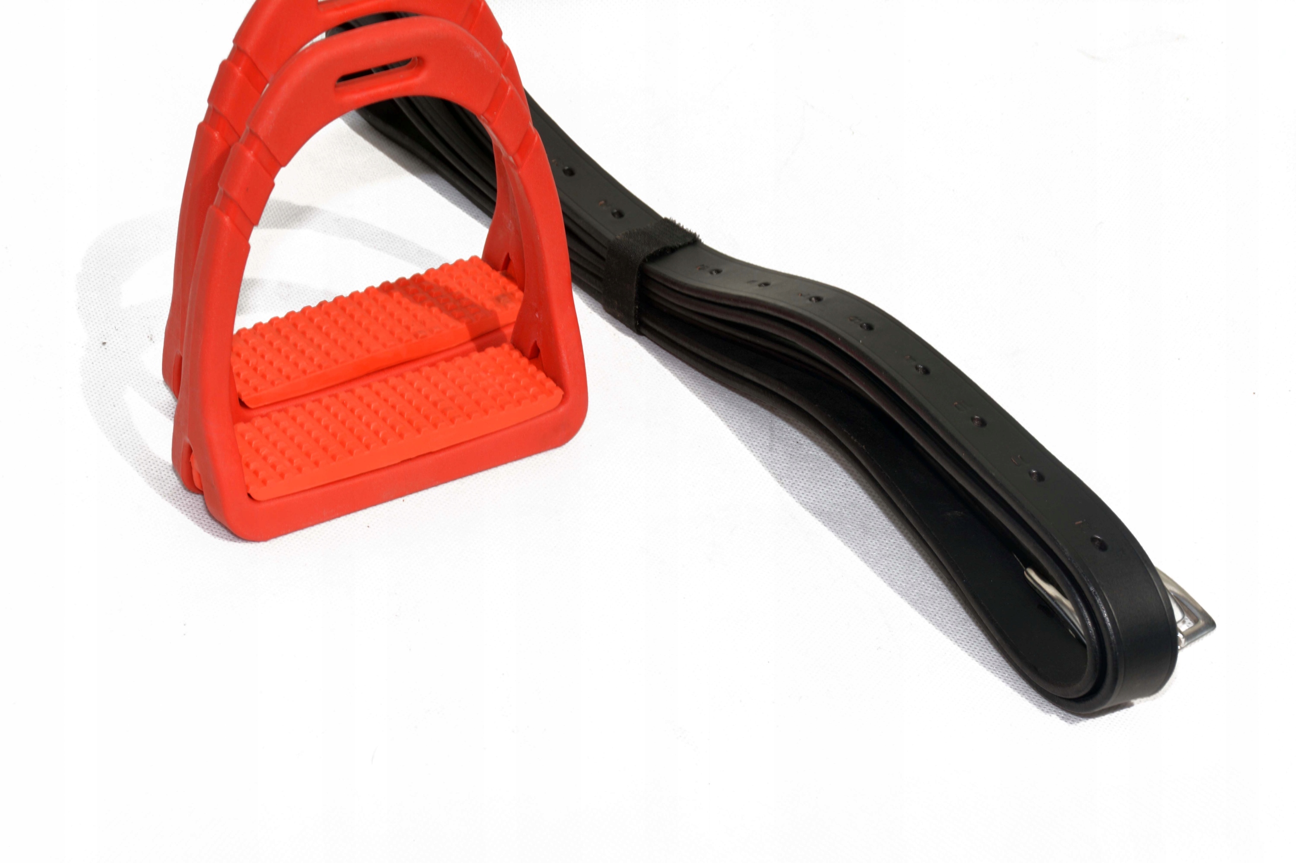 STRZEMIONA PLASTIKOWE kOMPOZYT + PUŚLISKA 135cm Model strzemiona