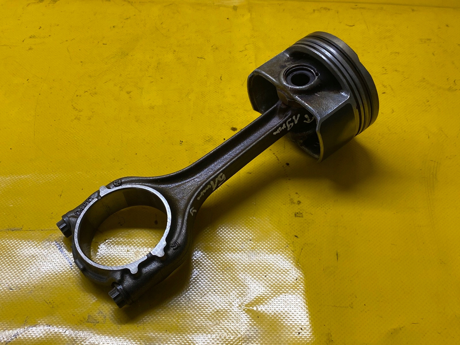 ПОРШНЕВОЙ ШАТУН 04EC POLO V GOLF VII 1.4 TSI CXS