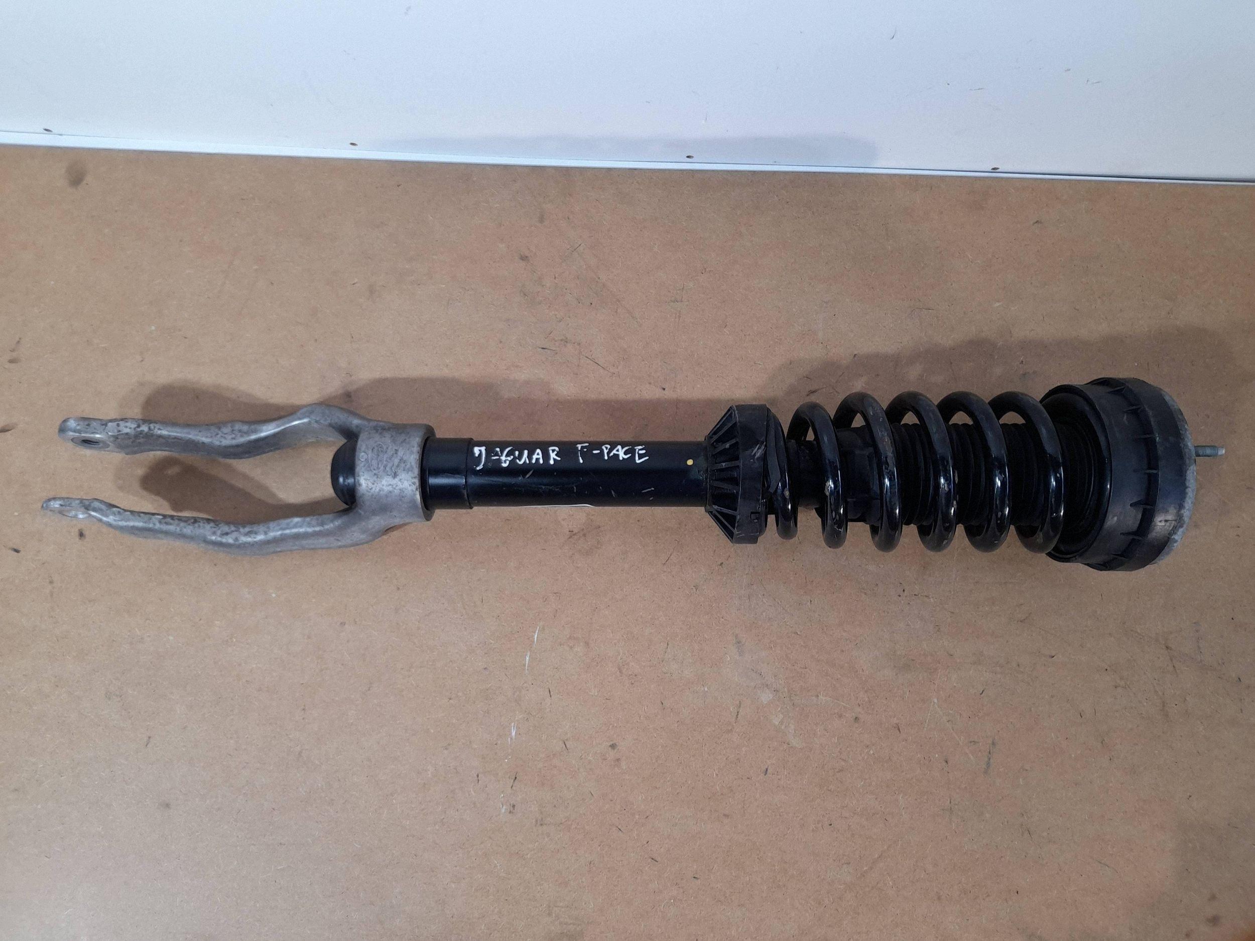 Jaguar F-Pace shock absorber front right GX733463A (F20)