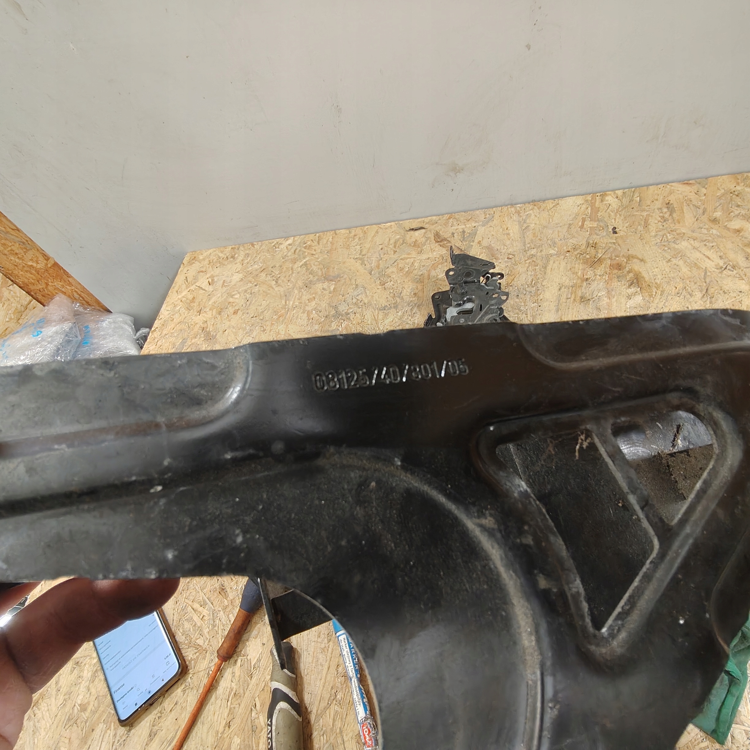 bonnet latch lock right plus holder BMW F01