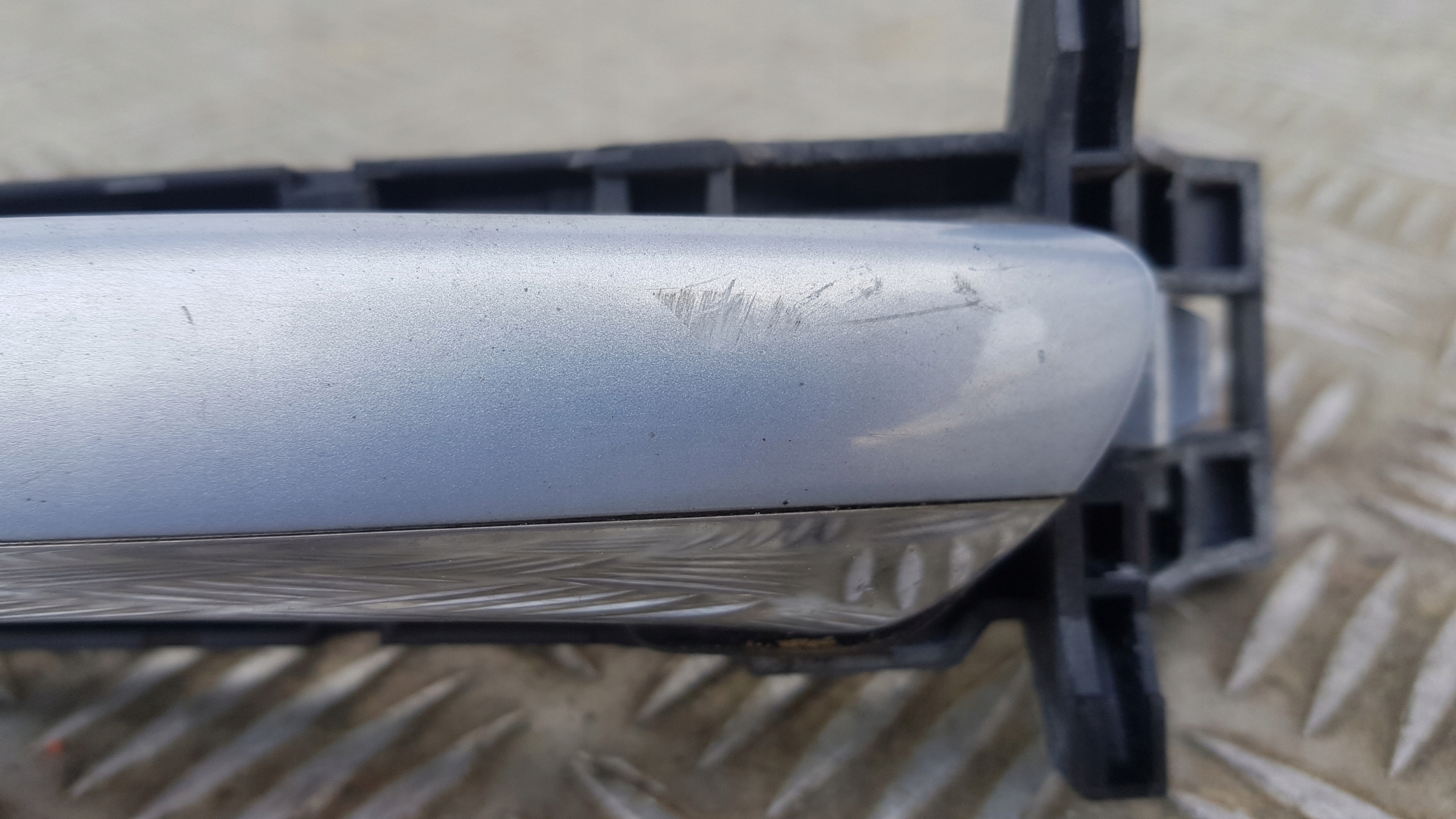 MERCEDES W220 handle left front 347