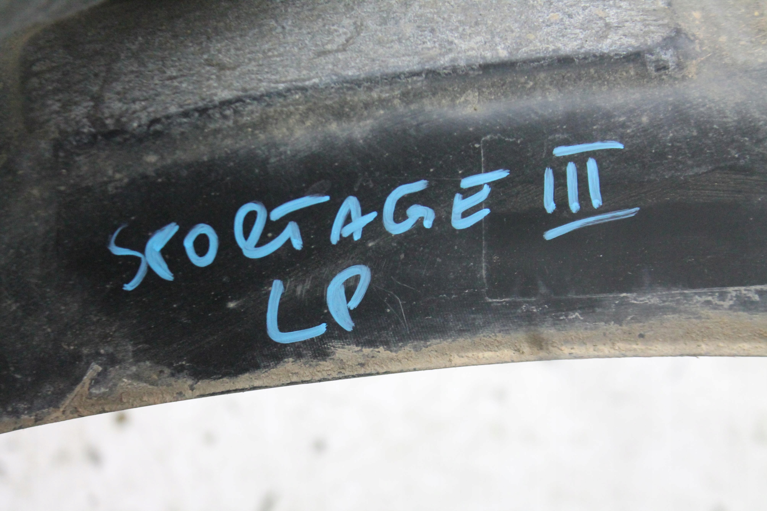 mudguard left front left front KIA SPORTAGE III 10-15