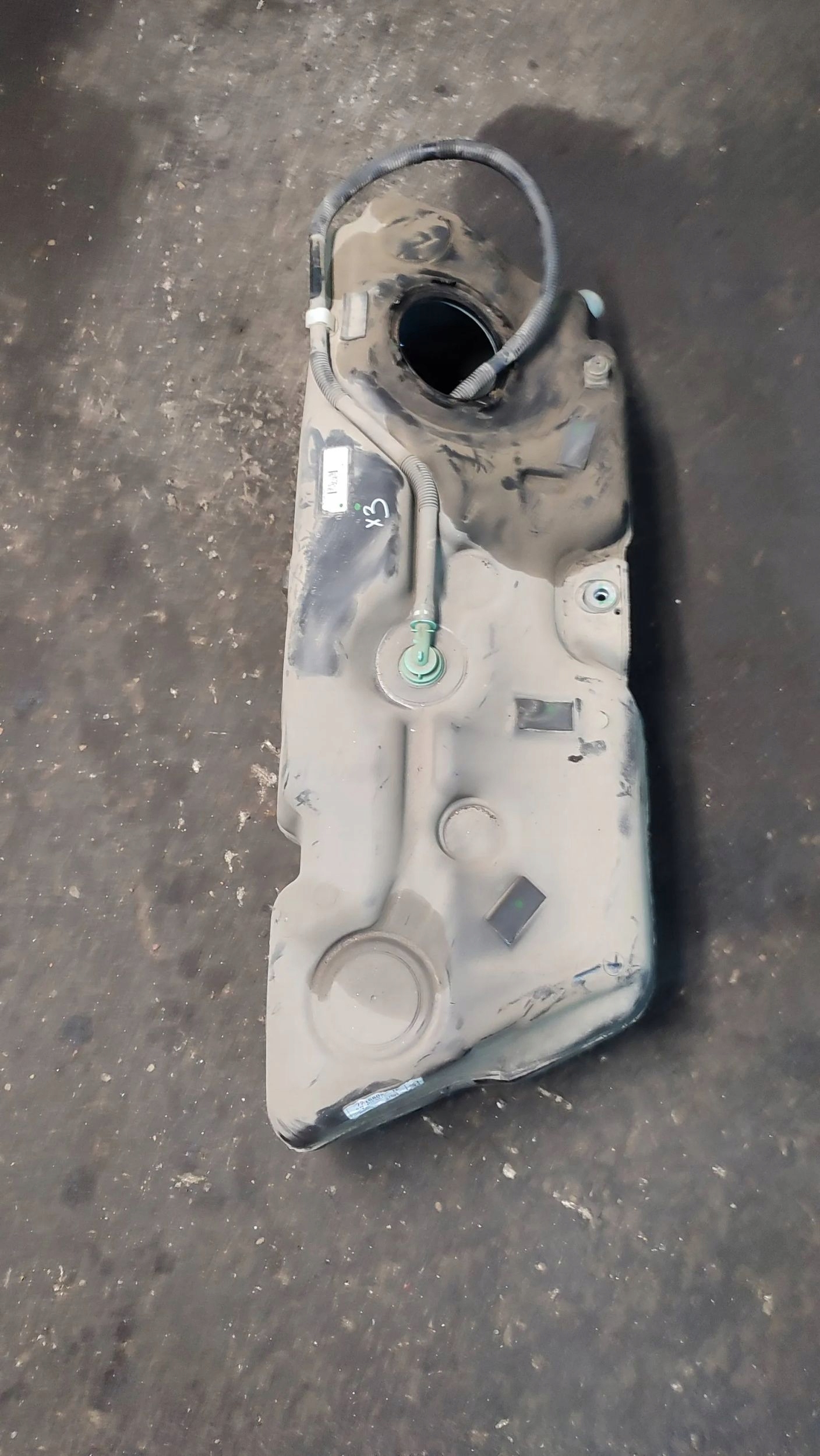 BMW X3 F25 2015 tank