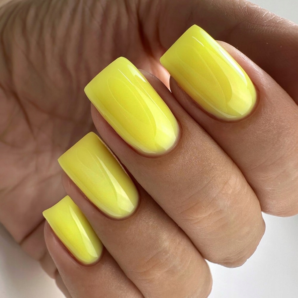 Baza Hybrydowa Kamuflująca do paznokci PNB UV/LED Couture Chic Żółty 8 ml Marka inna marka