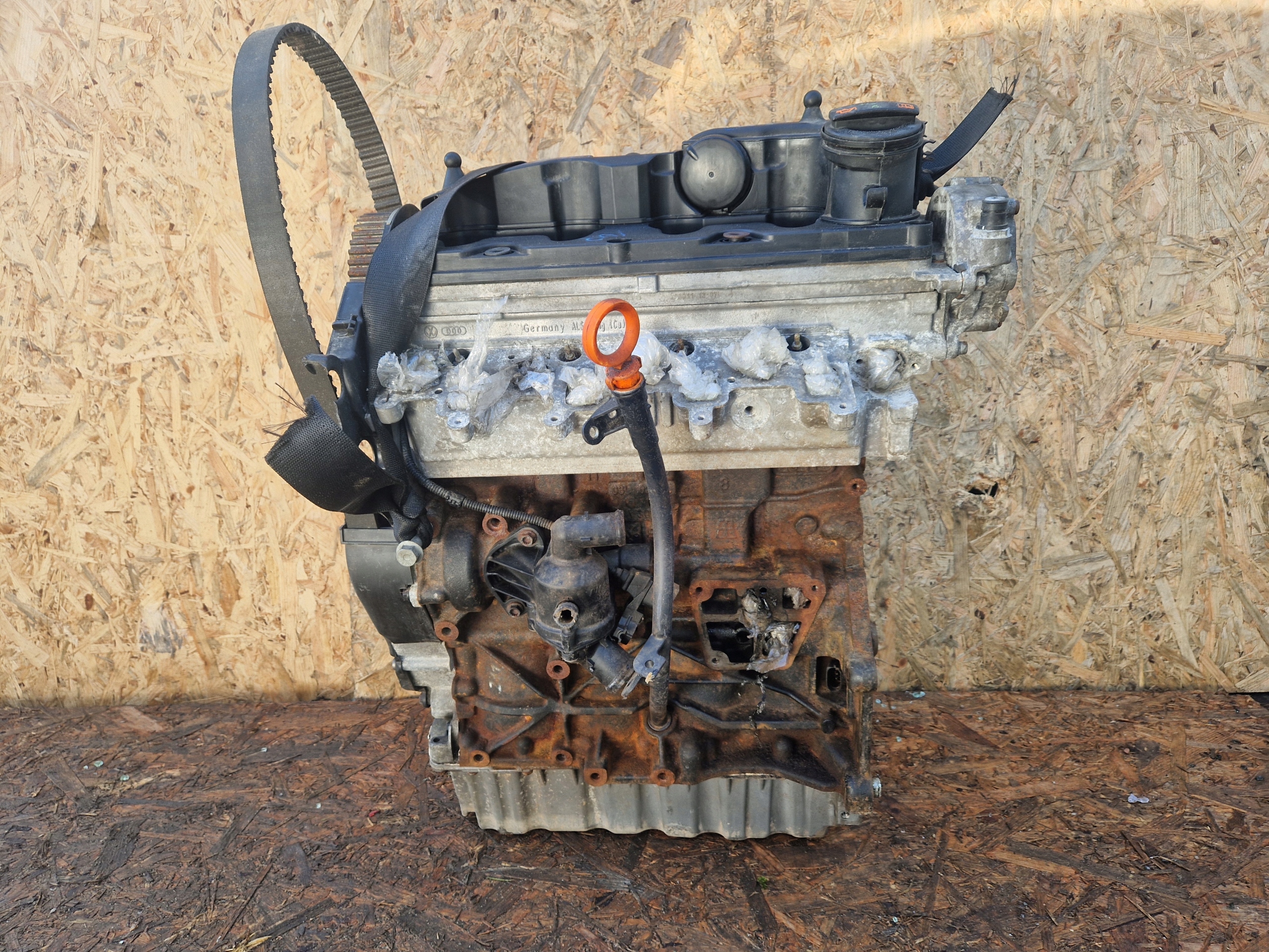 engine pillar VW SEAT SKODA AUDI 1.6 TDI CAY