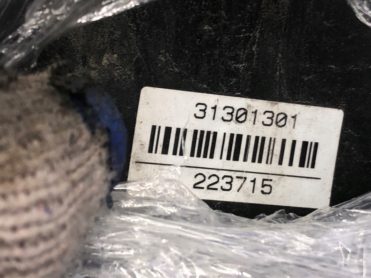 LISTWA KLAPY TYŁ VOLVO V40 Hatchback 31301301 714 OSŁONA Typ samochodu Samochody osobowe