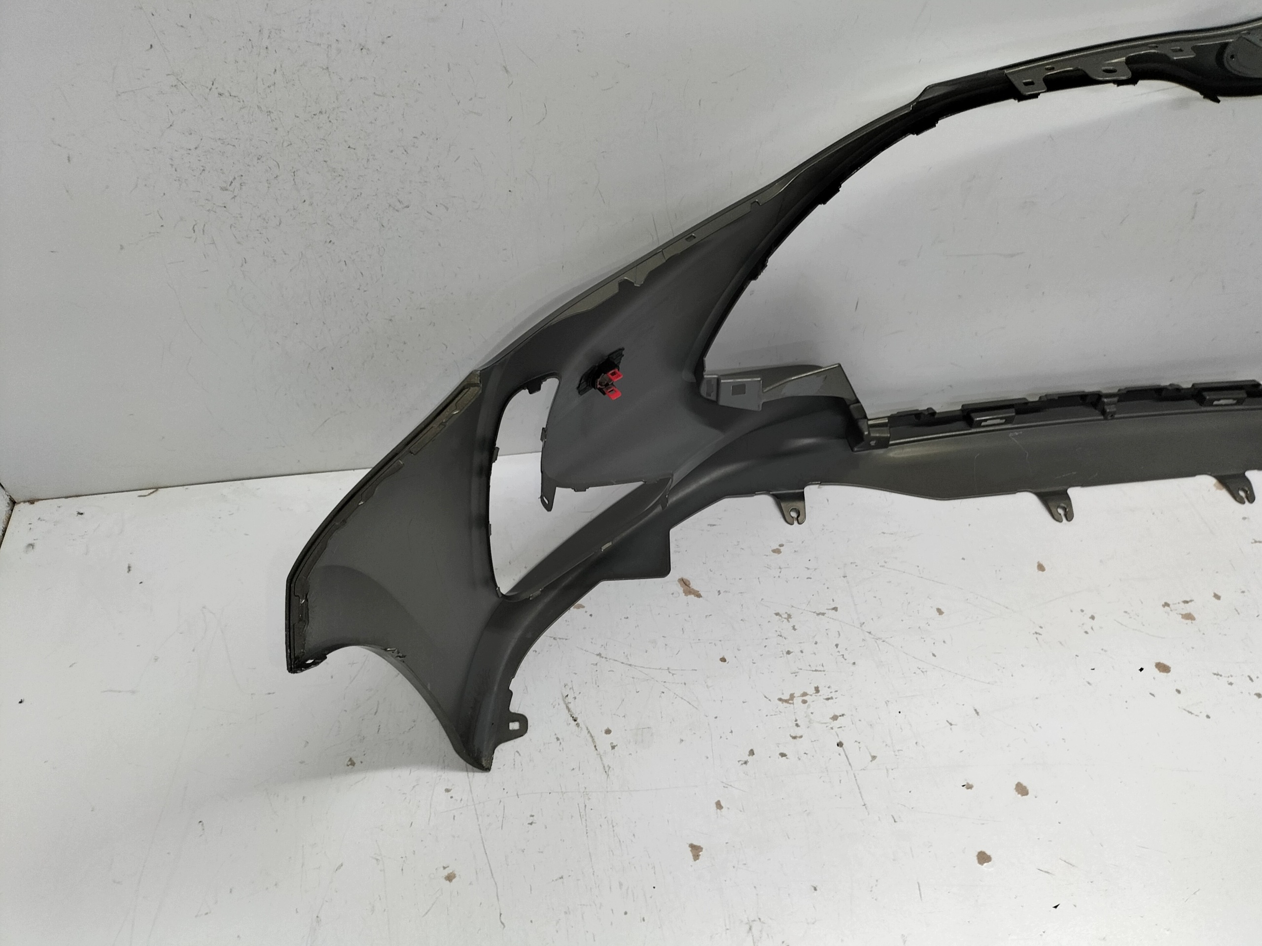 front bumper front TOYOTA YARIS 4 IV 20- wersja without washers , PDC