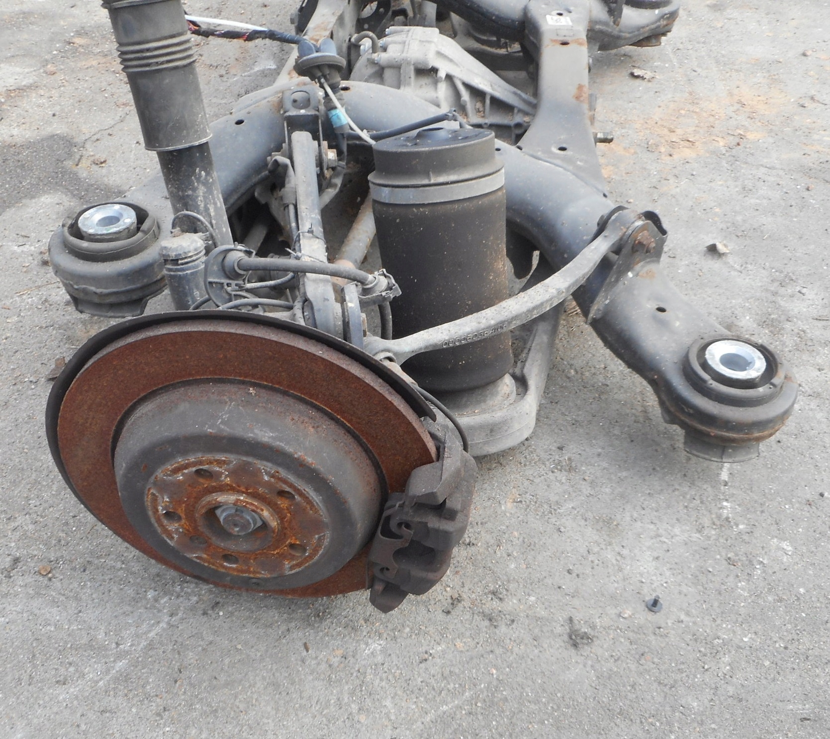 Mercedes R W251 07r belka zawieszenia tylna tył KOMPLET Typ samochodu 4x4/SUV Samochody osobowe