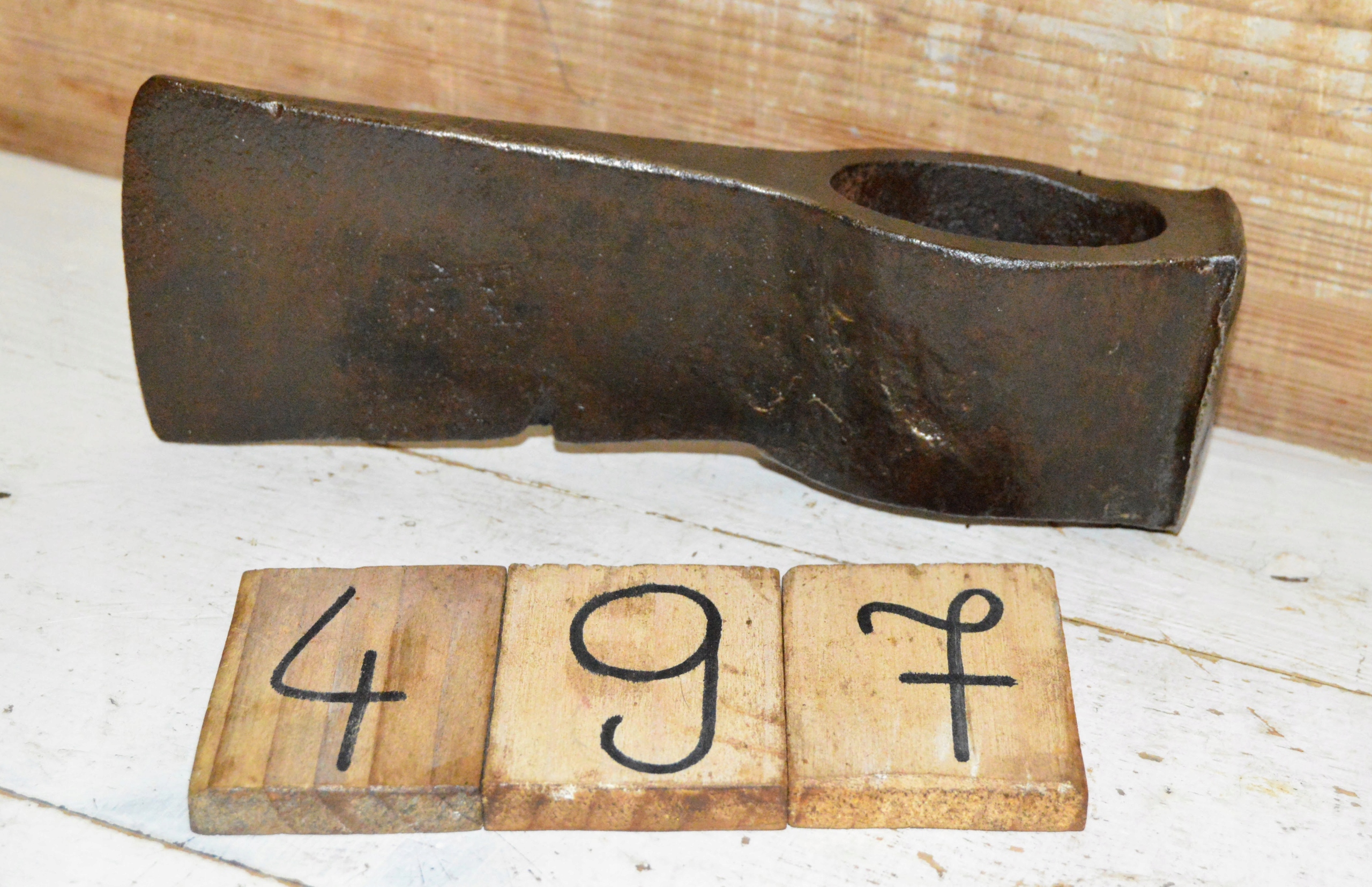 Oryg. Stara kuta siekiera, 1,2kg OSOWIEC