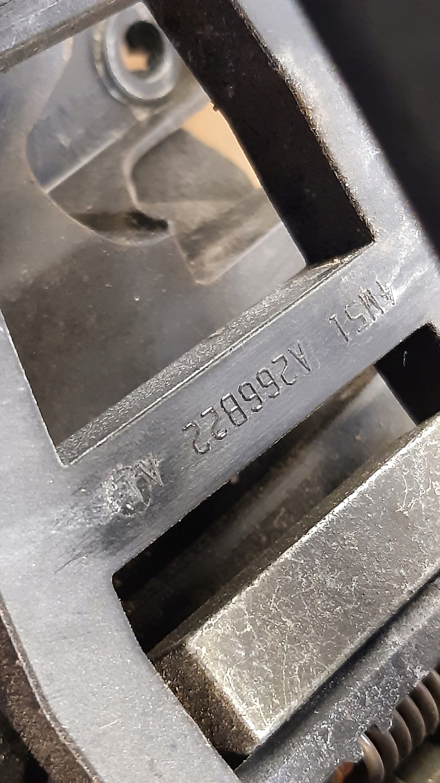 lock handle right rear part 4M5AA26412BB Ford Focus MK2