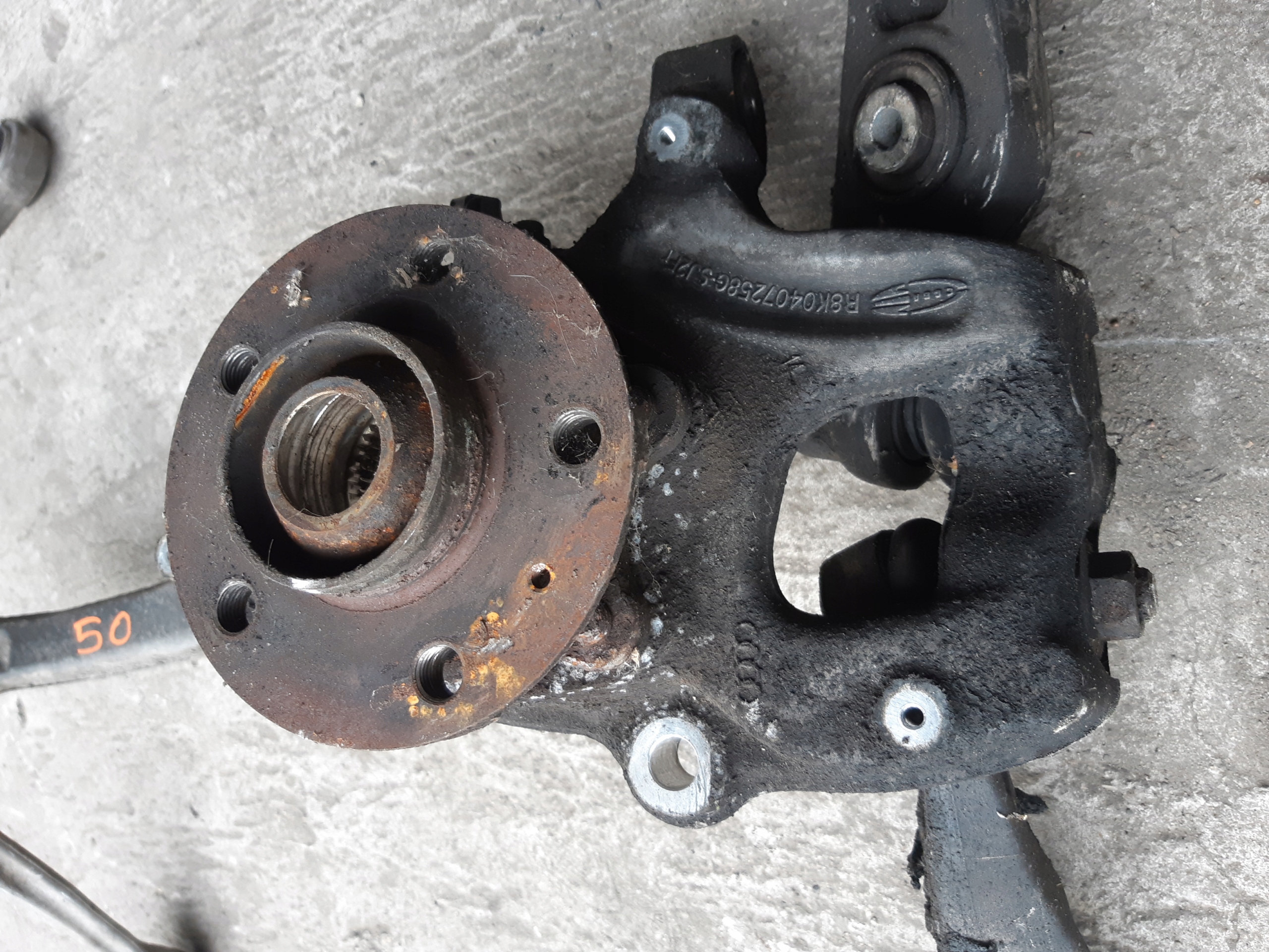 AUDI A4 B8 A5 8T A6 C7 A7 swing right right front 8K0407258G
