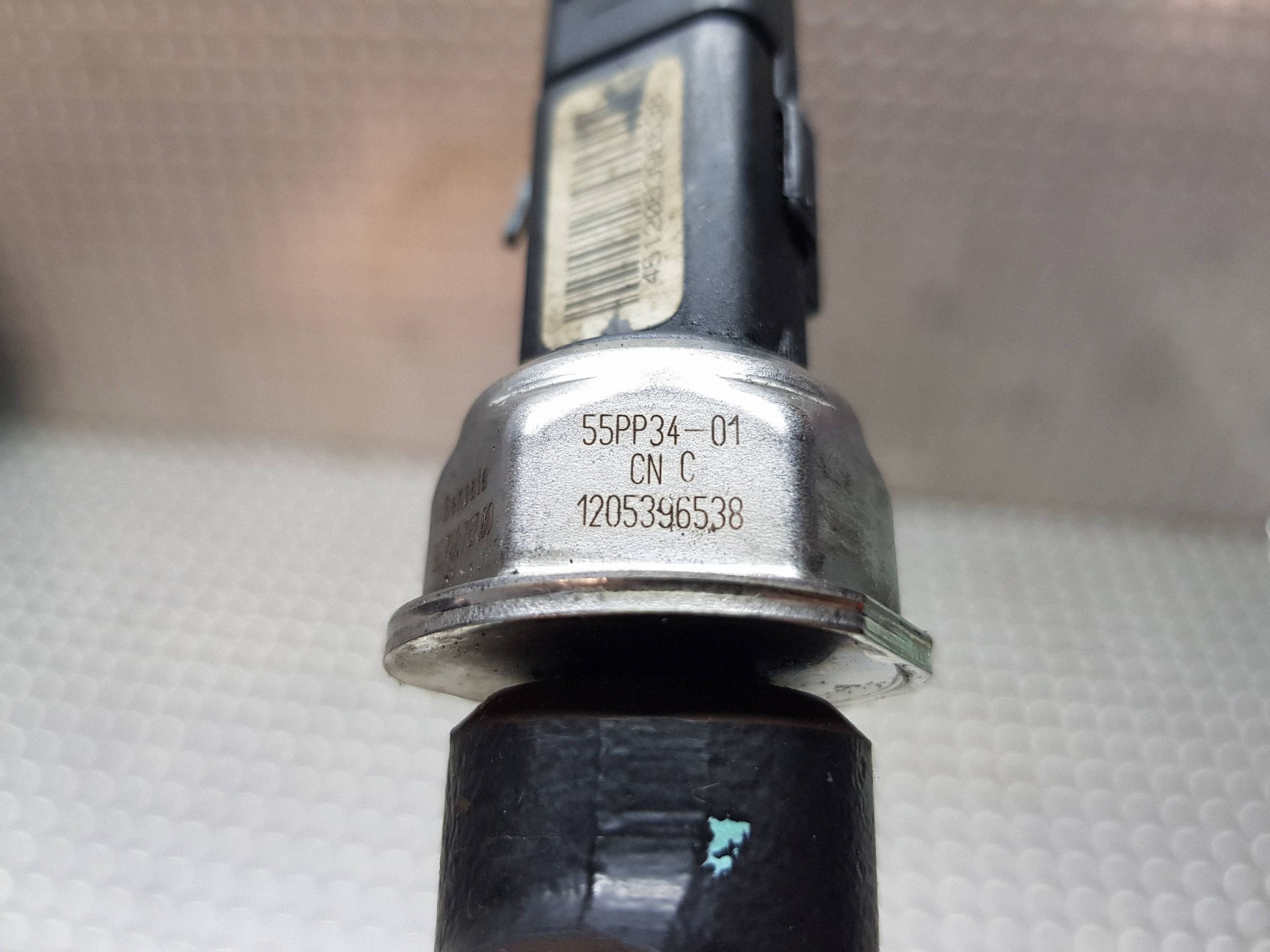 injection ramp sensor 9685297580 FORD C-MAX MK2 FOCUS MK3 1.6 TDCI