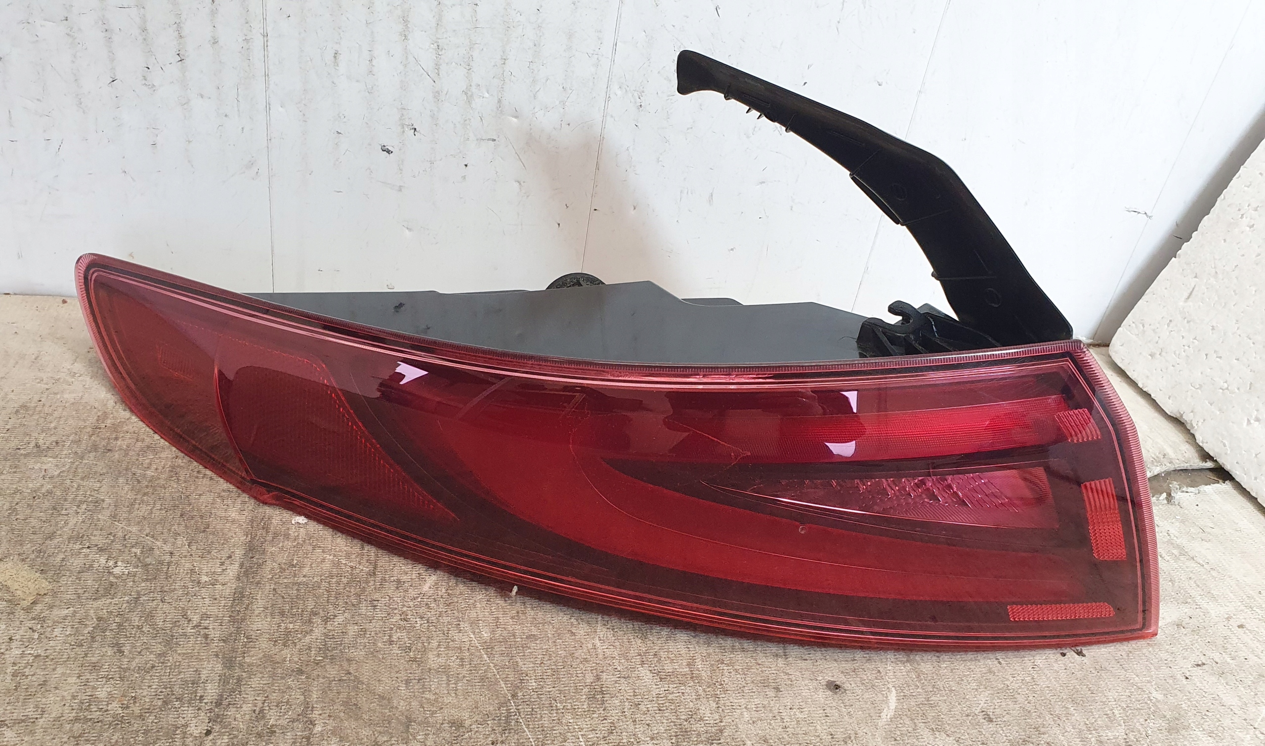 ALFA ROMEO GIULIA LAMPA TYŁ LEWA LED EUROPA ORYGINAŁ Producent części Alfa Romeo OE