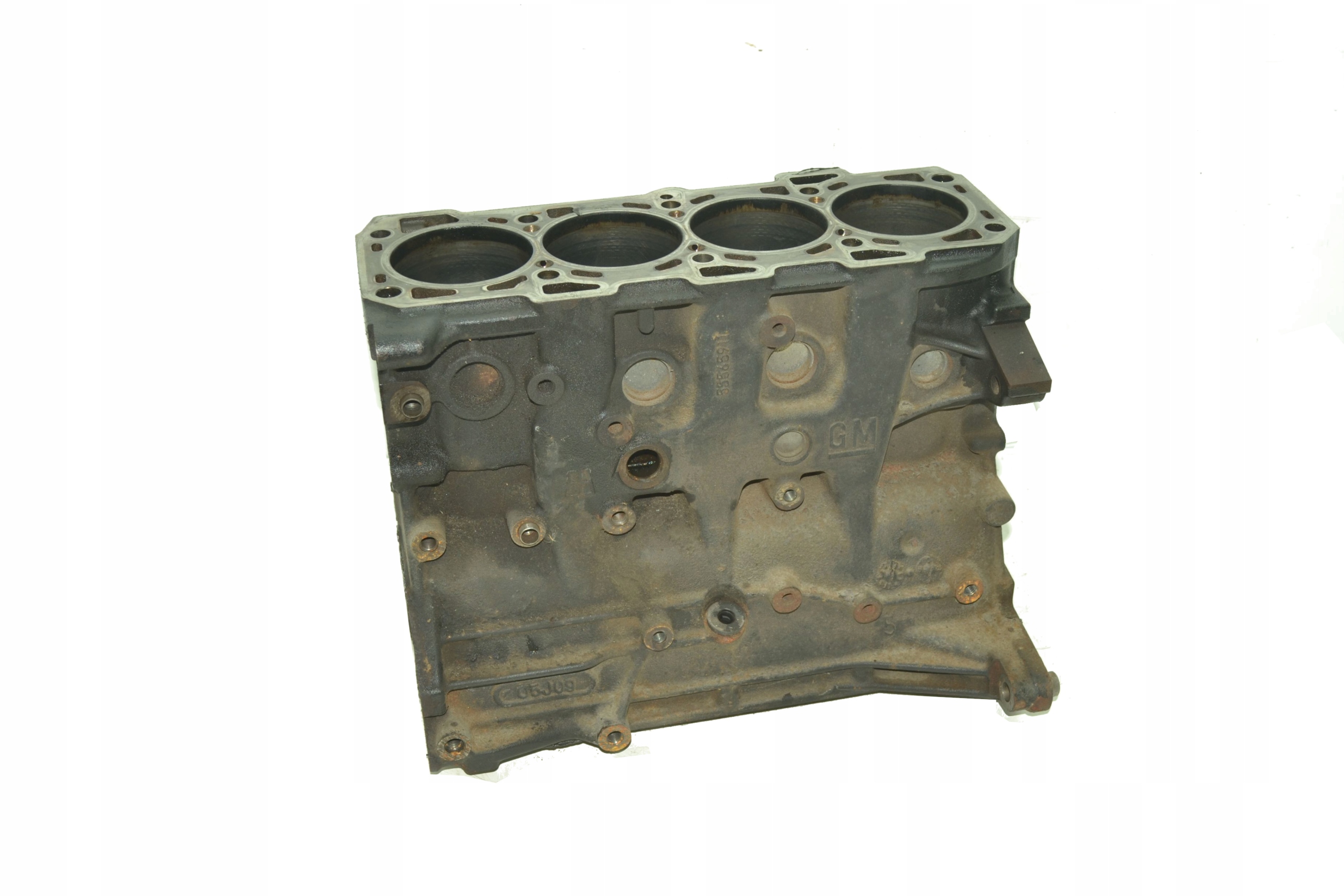 Blok silnika INSIGNIA A 2.0 CDTI A20DTH 08-15r 555659111