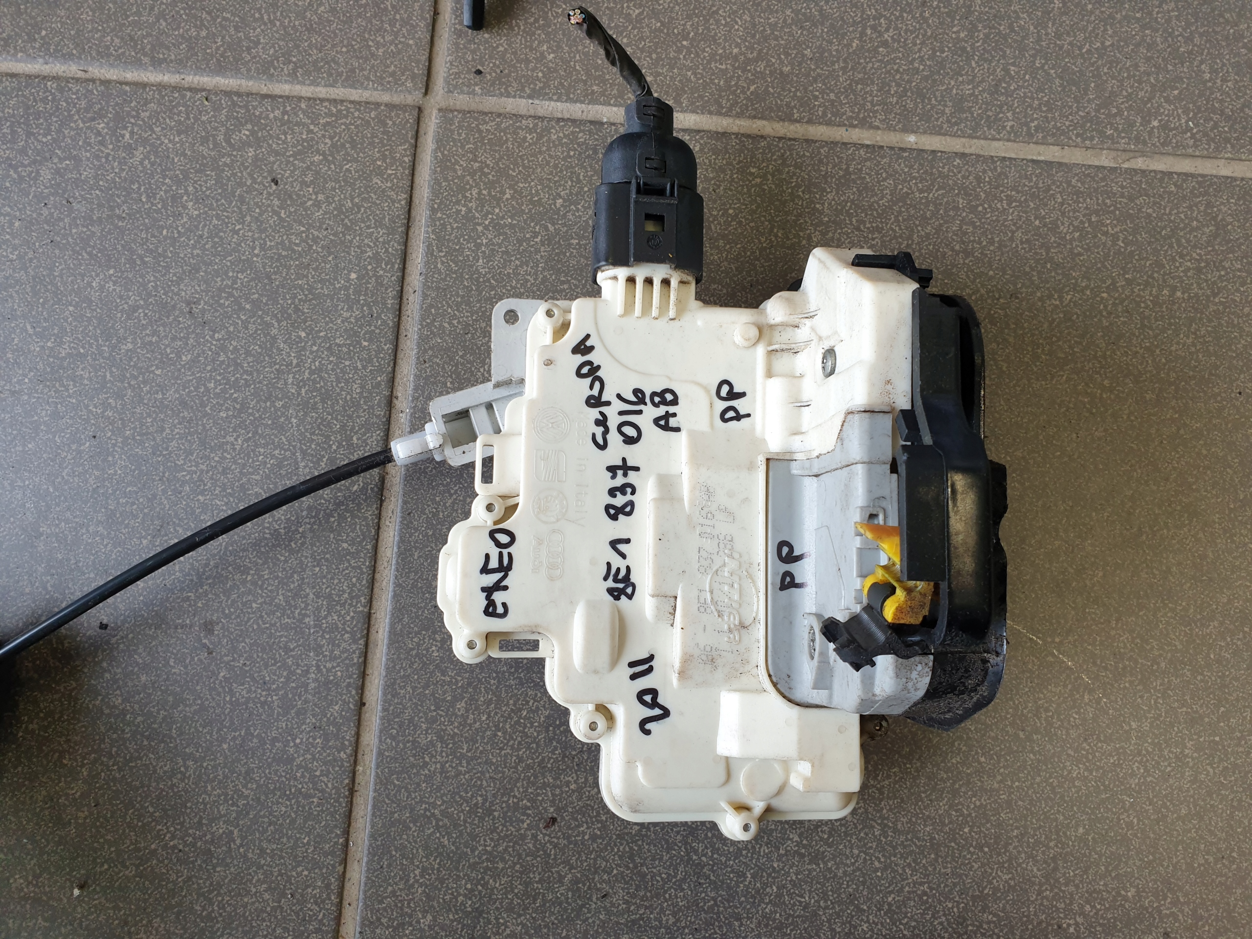 lock door SEAT EXEO right front 8E0837016AB