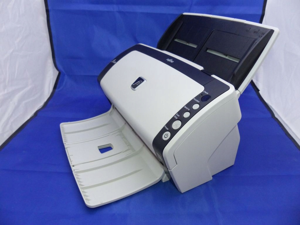 SZYBKI PROFESJONALNY SKANER FUJITSU Fi-6130 DUPLEX Model fi-6130