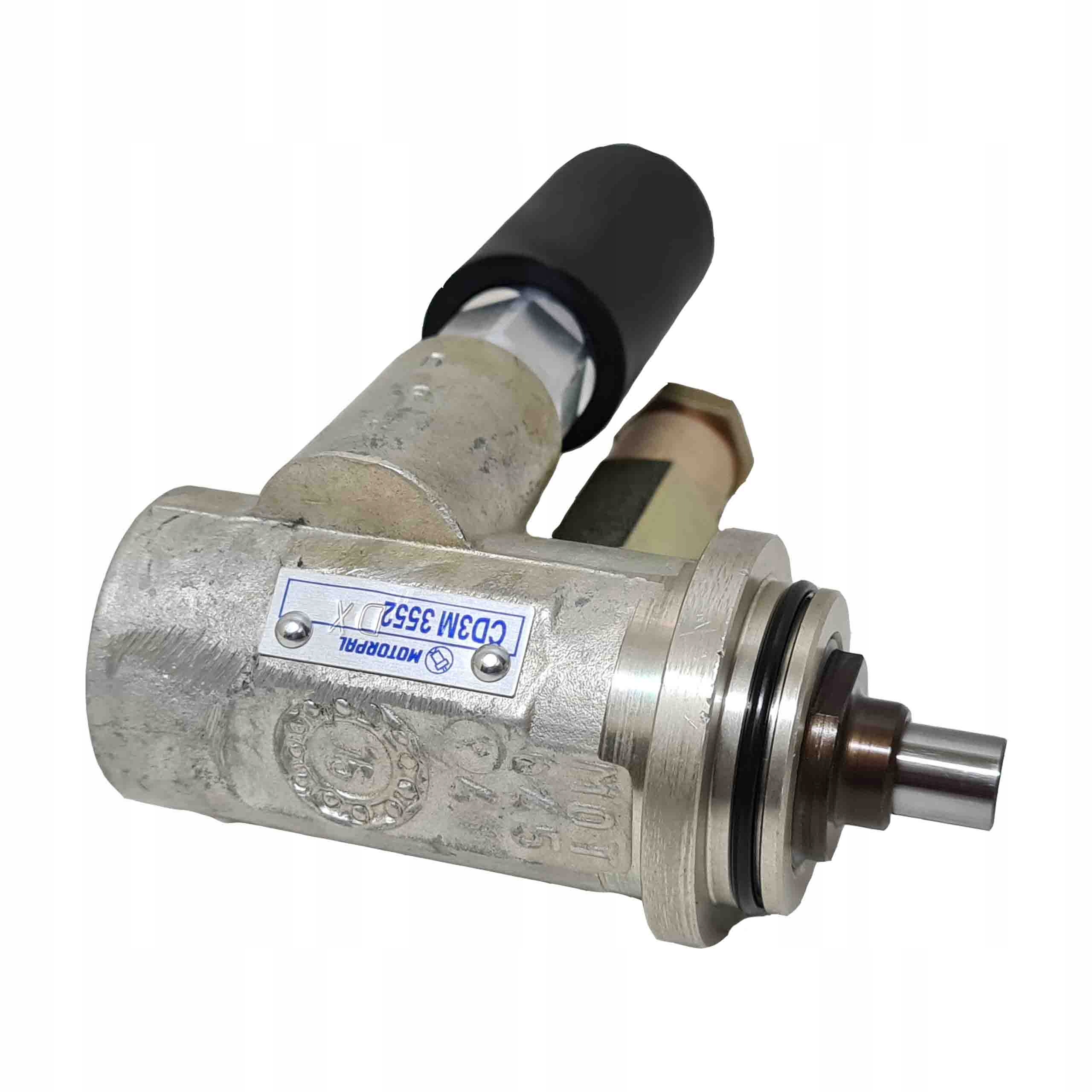 Pompka pompa zasilajaca CD3M 3552 933295 ZETOR Catalog number for substitute CD3M 3552