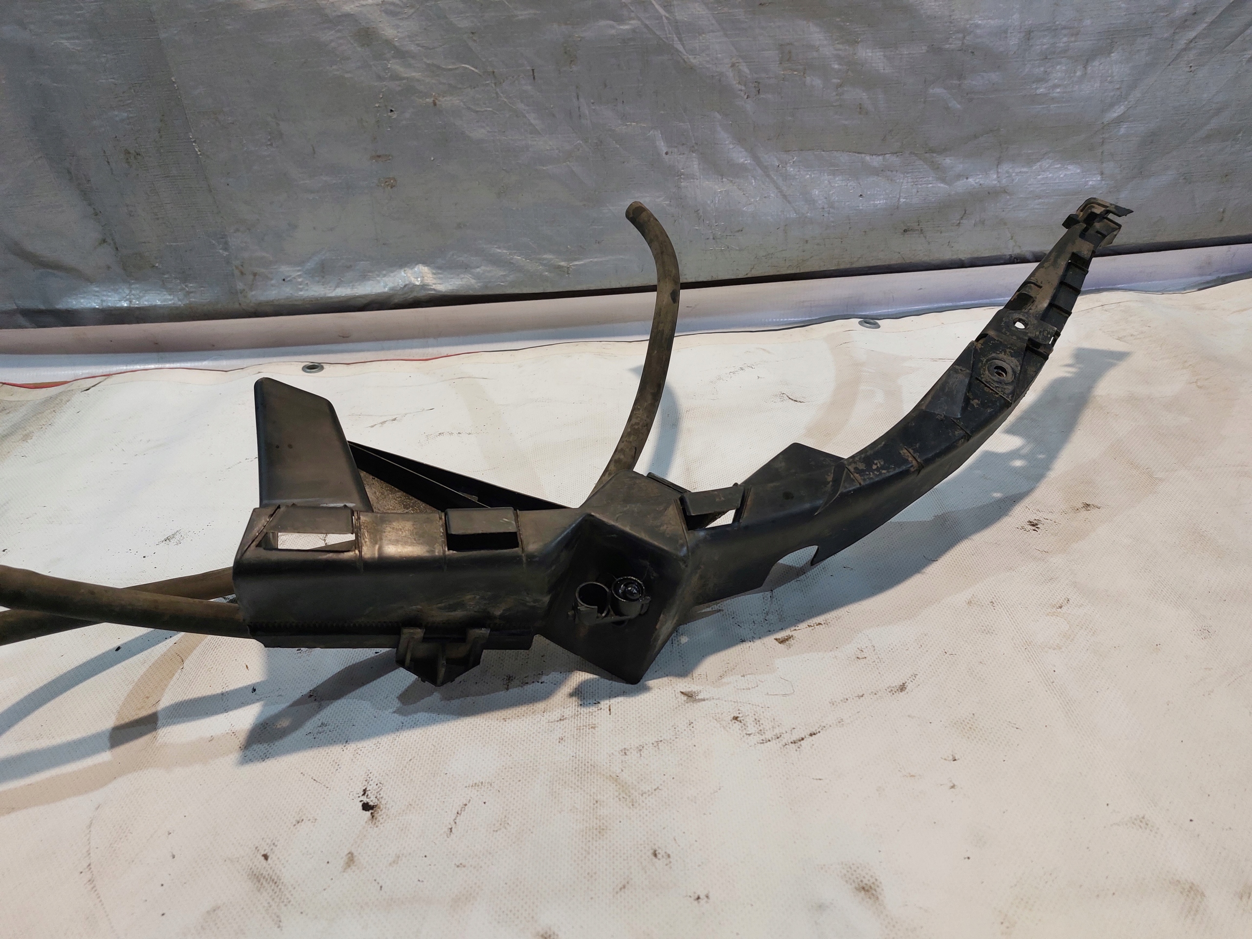 držáky nárazníku pod LAMPE VW PASSAT B5