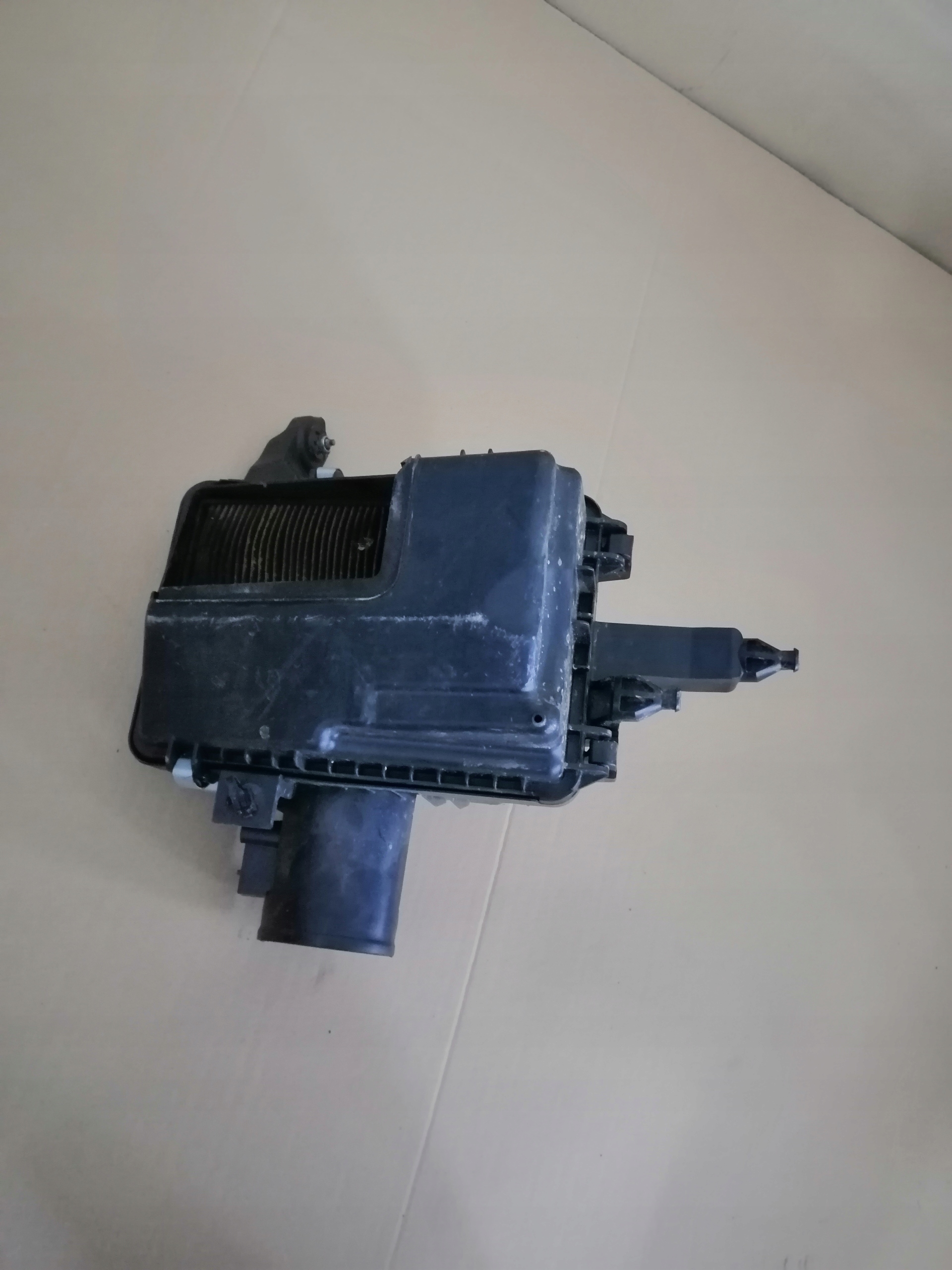 Корпус повітряного фільтра NISSAN X-TRAIL T32 4ba20