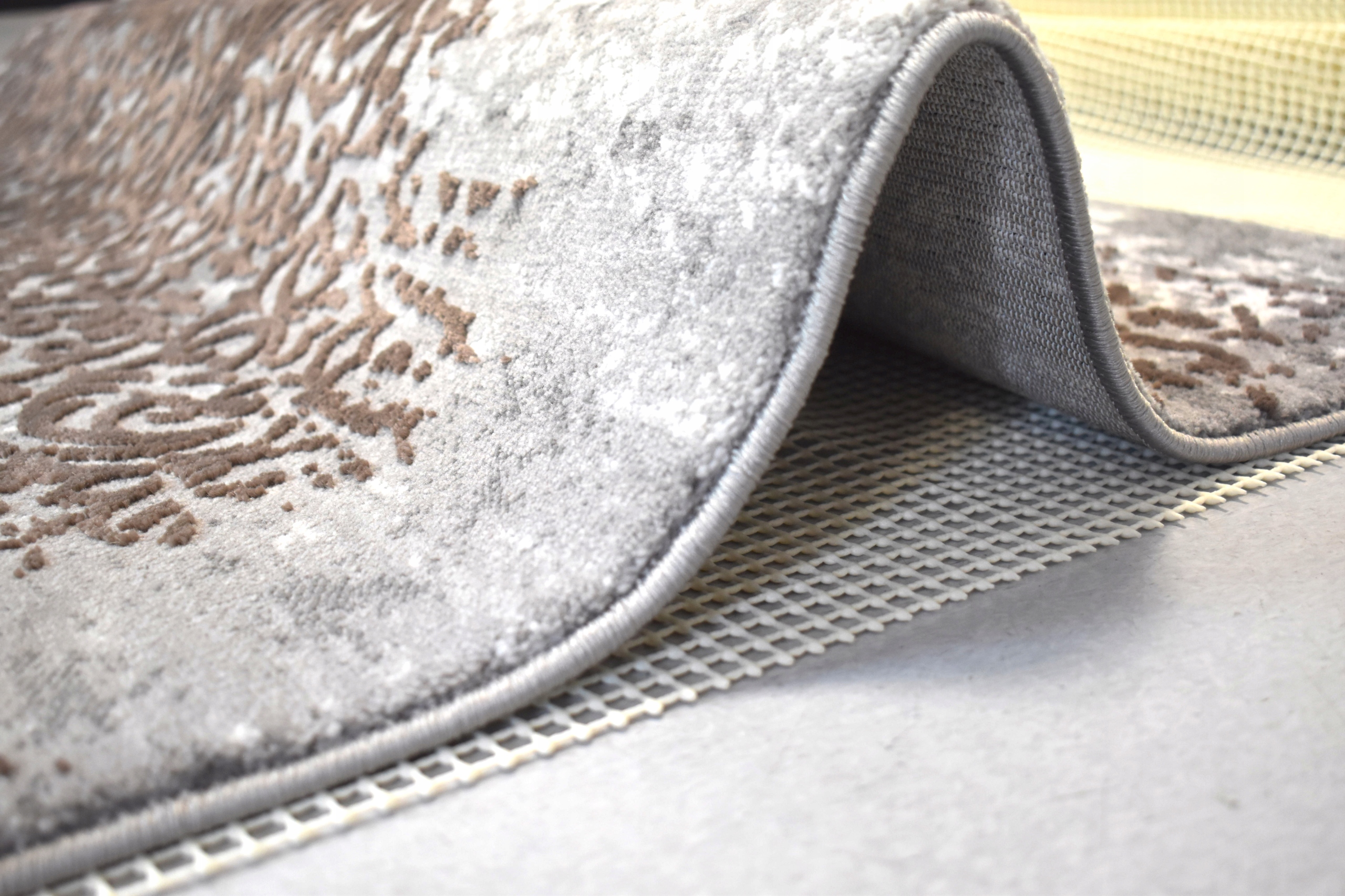 SIATKA MATA ANTYPOŚLIZGOWA POD DYWAN 100x160 cm Rodzaj mata (siatka)