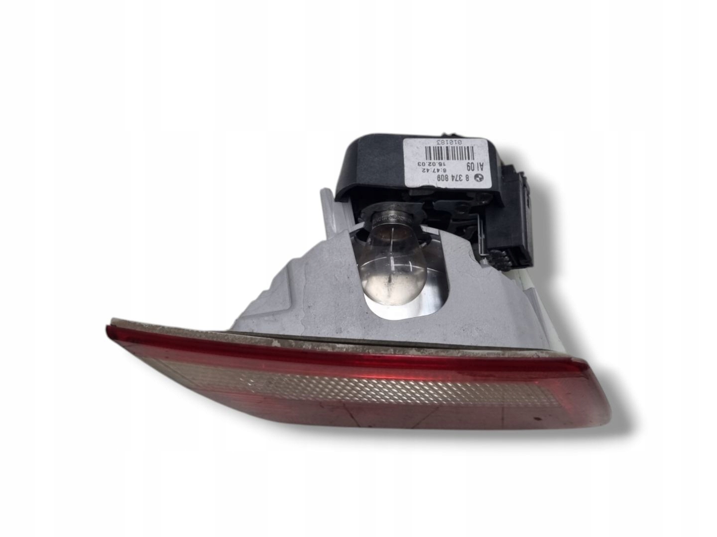 light rear to the bonnet left side BMW 3 E46 facelift 2003 8374809