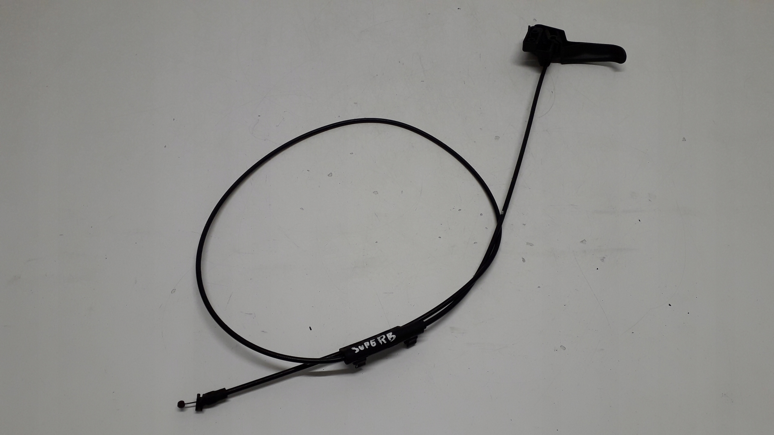 SKODA SUPERB И 1 01-08 ТРОС КАПОТА ТРОС