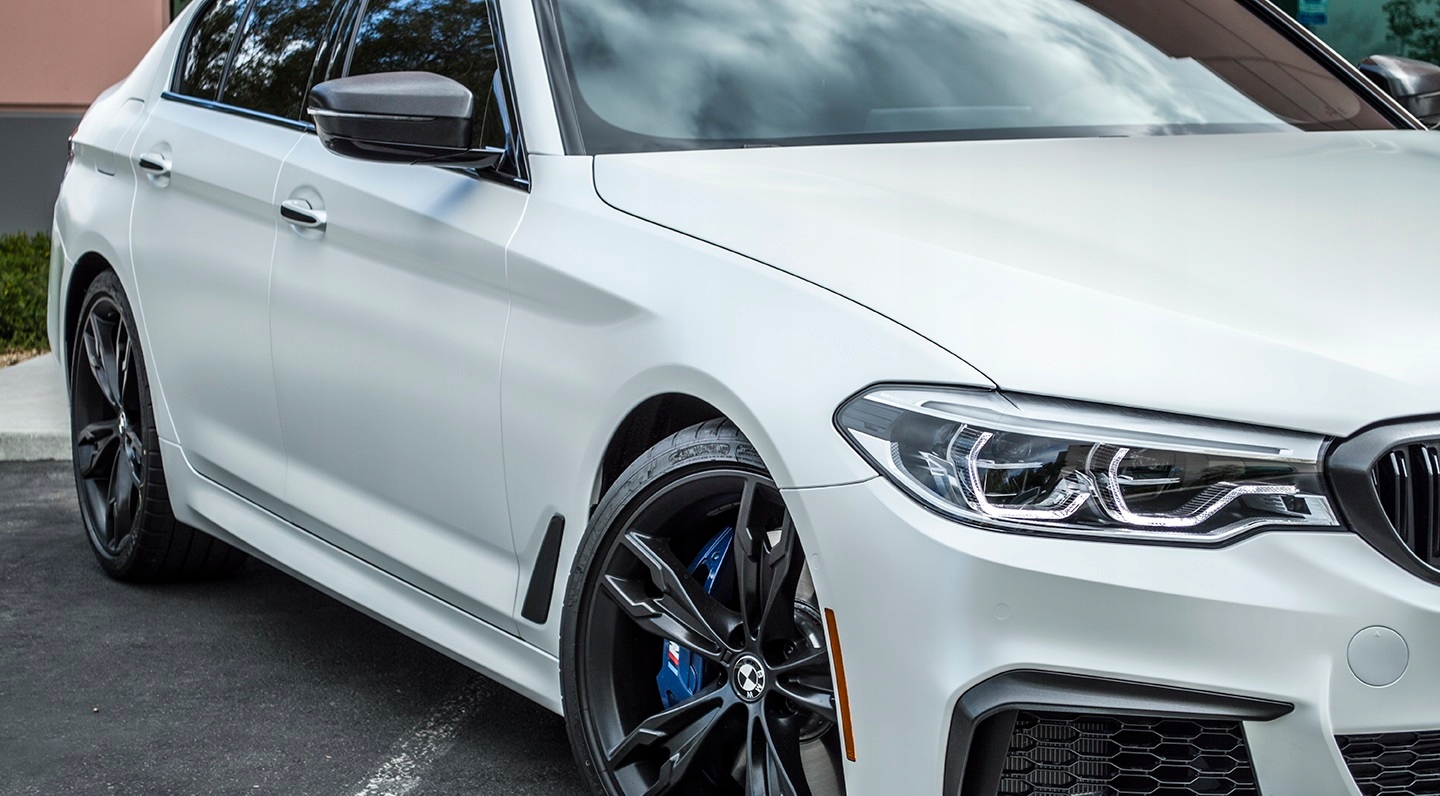 FOLIA BIAŁA SATYNA PERŁA 20m x 152cm CHROM MAT SAMOCHODOWA SAMOPRZYLEPNA Kolor biały