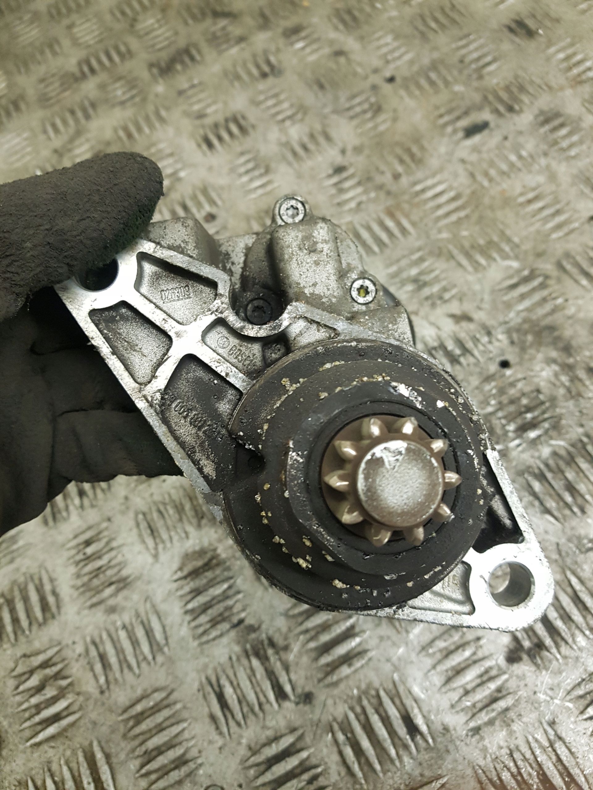 starter VOLKSWAGEN POLO 4 1.2 12V