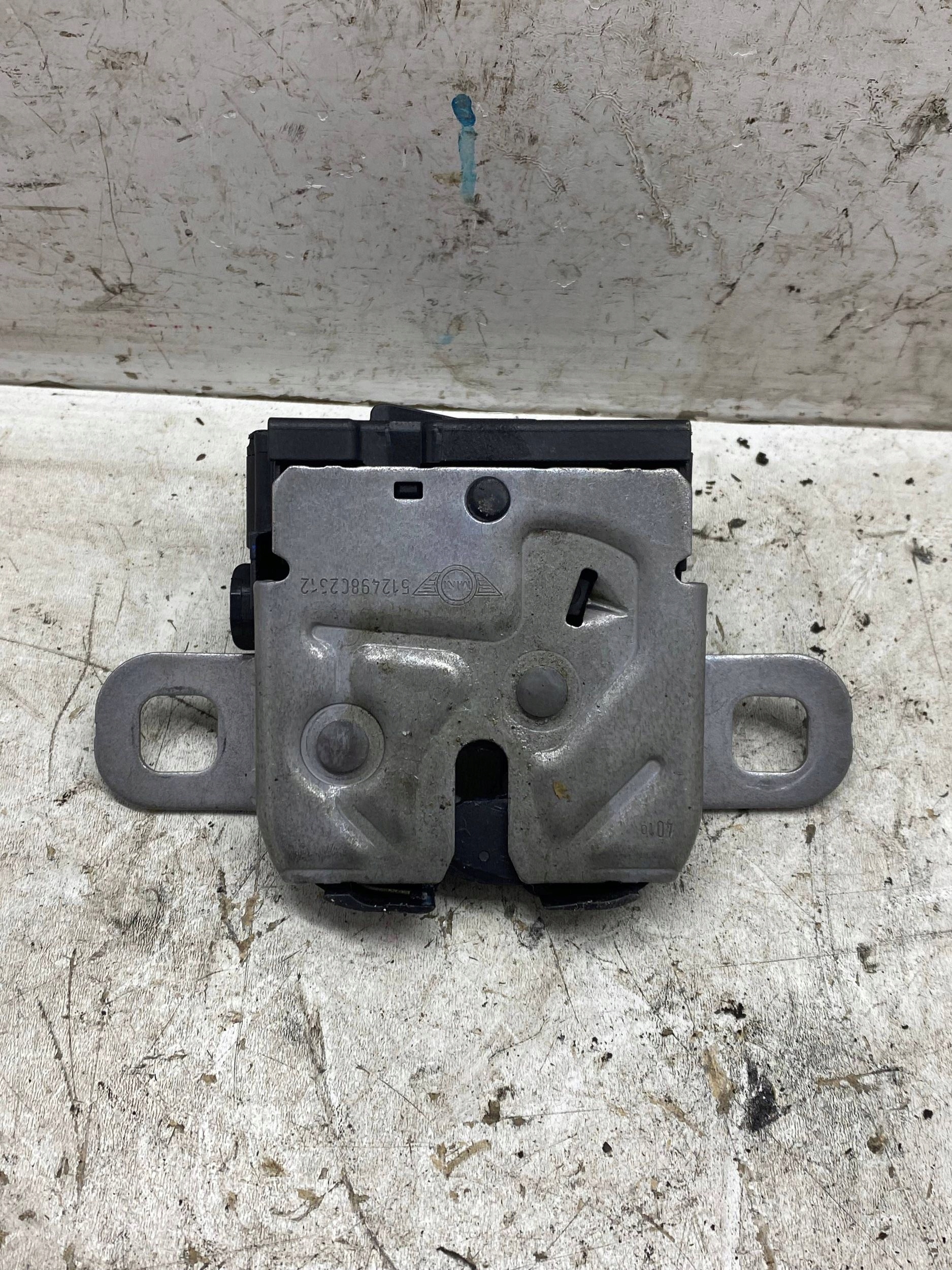 lock bonnet boot rear part 51249802312 MINI COOPER COUNTRYMAN R60 2010-2014