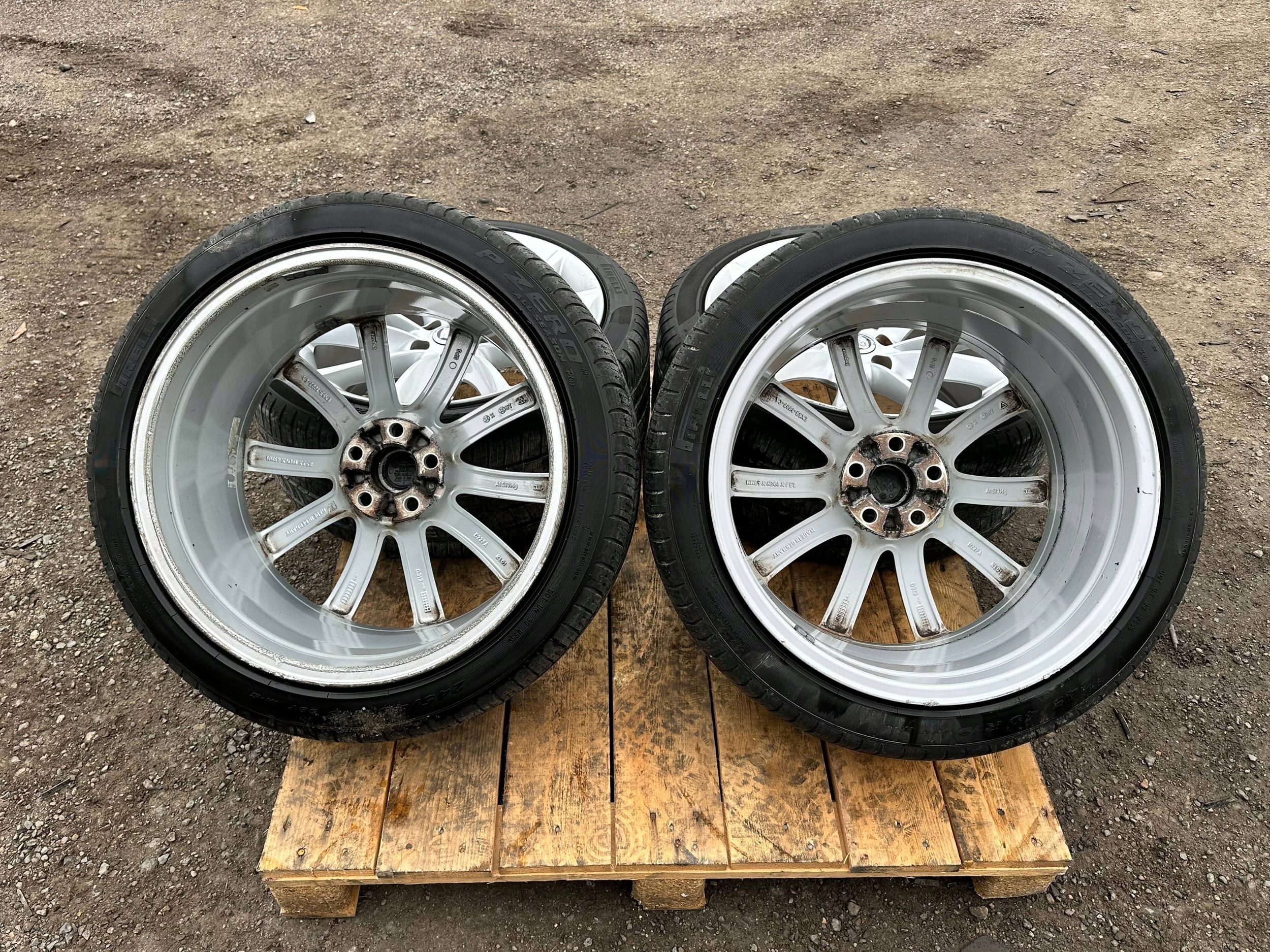 disc disc wheels tyres Jaguar F-Type