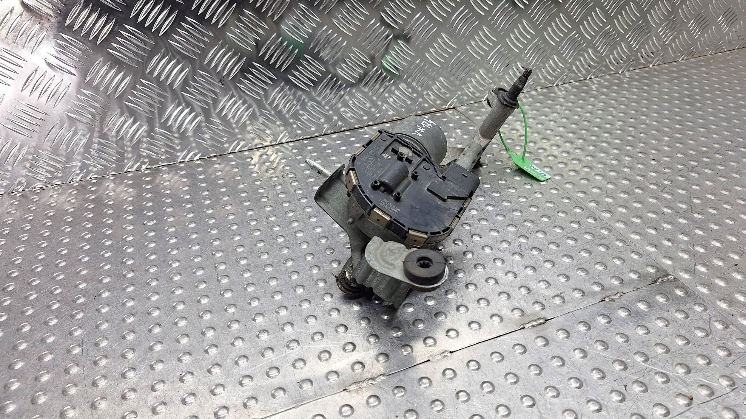 wiper mechanism left front 5M0955023C 5M0955119 VW GOLV V plus