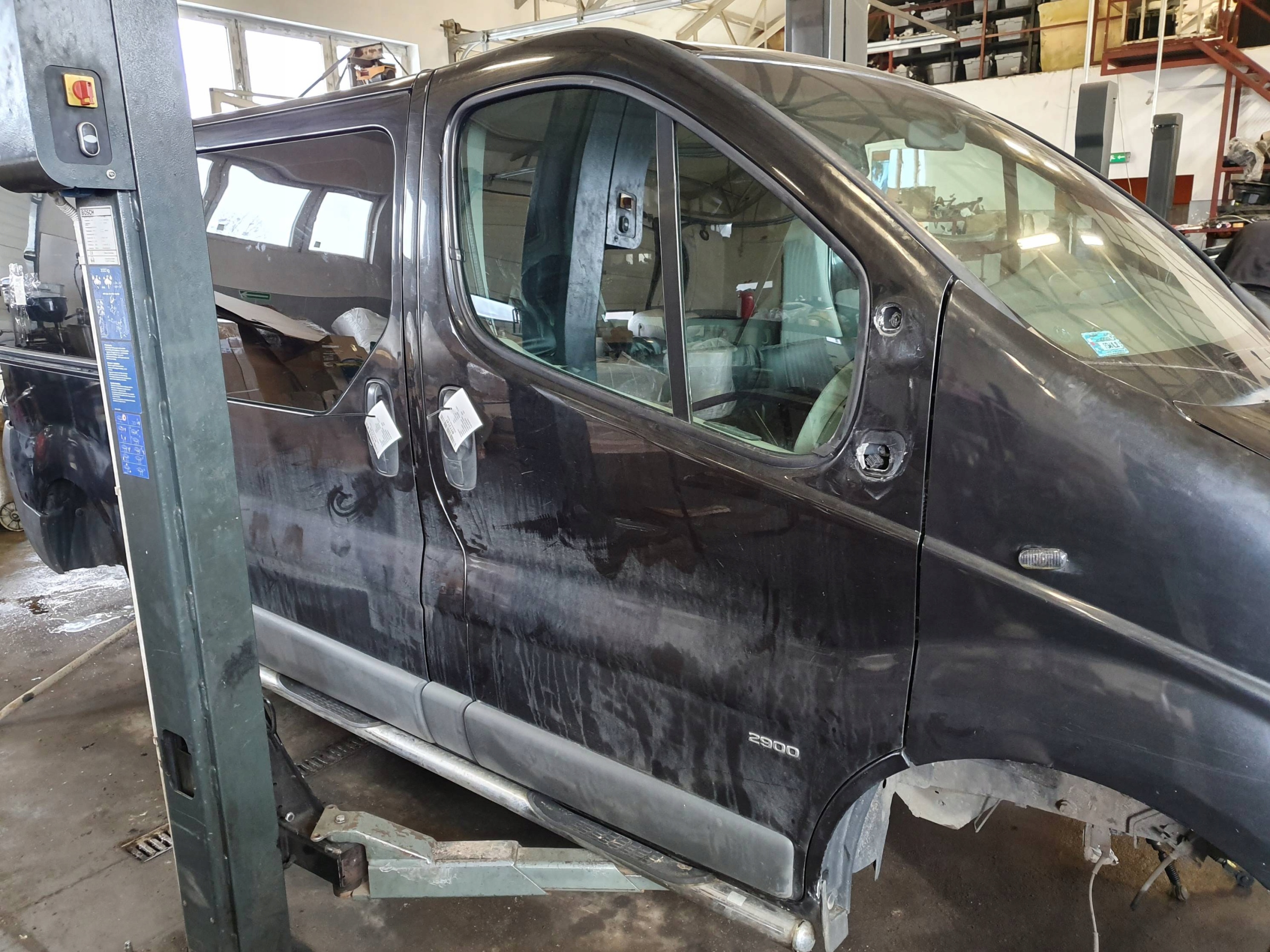 Tür rechts vorne 92U OPEL VIVARO II
