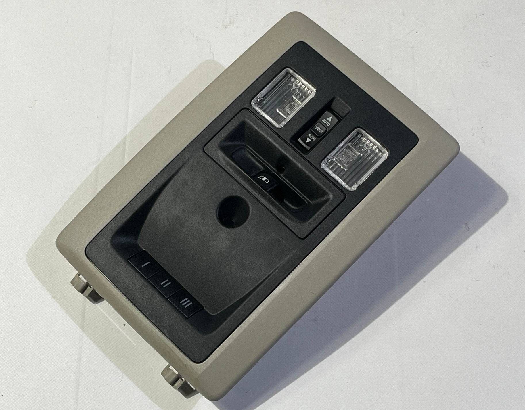 FANALE cabina panel CIELO INTERNO Plafoniera interna Dodge RAM 1500 2013