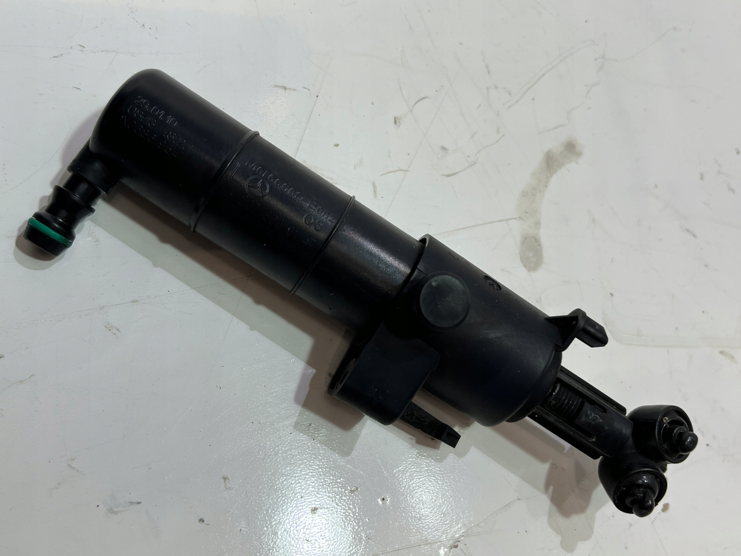 W212 888.112.432 - Омыватель лампы левый MERCEDES W207 A2078600147