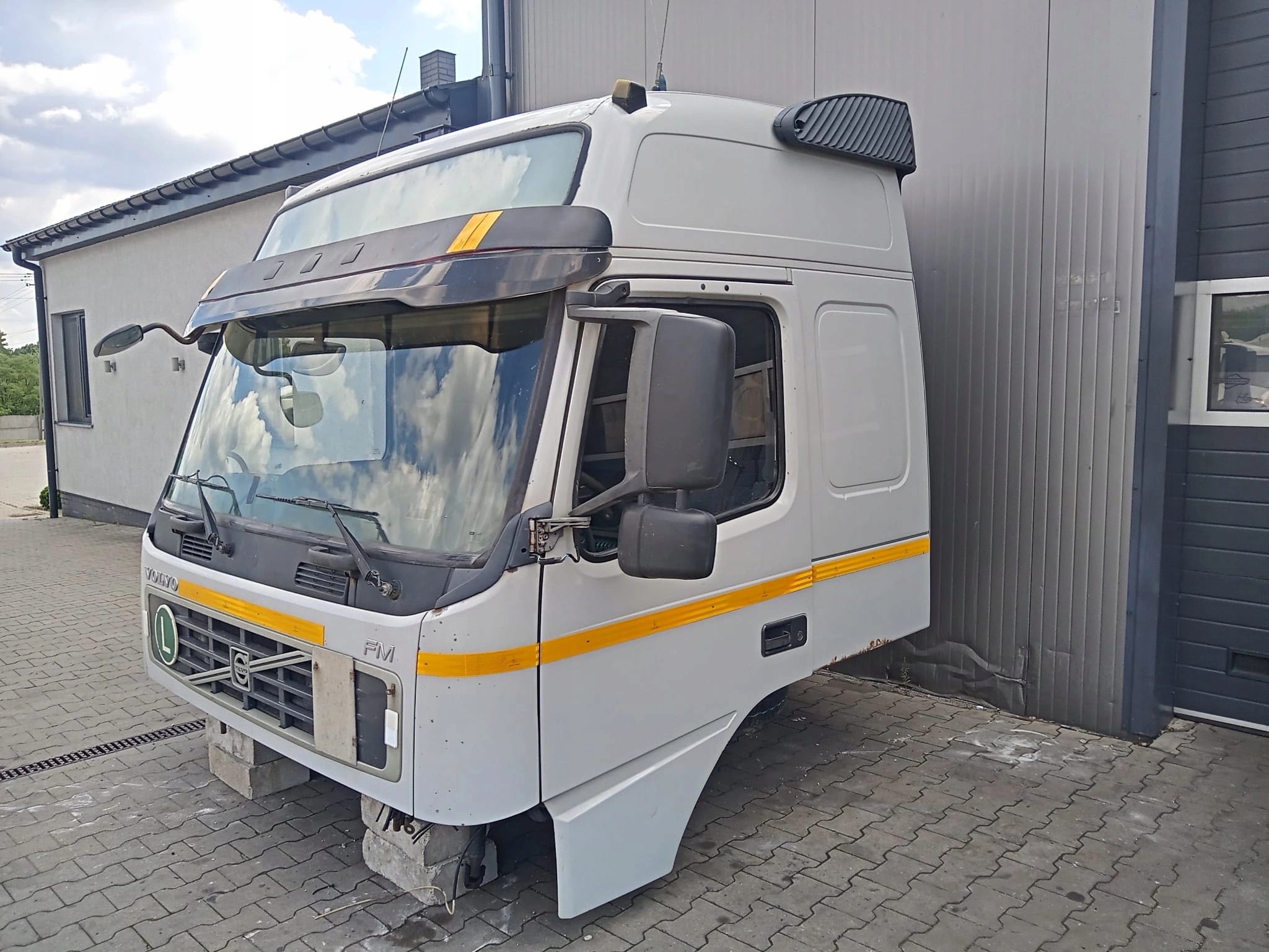 VOLVO FM13 KABINA KOMPLETNA GLOBETROTTER Producent części Volvo OE