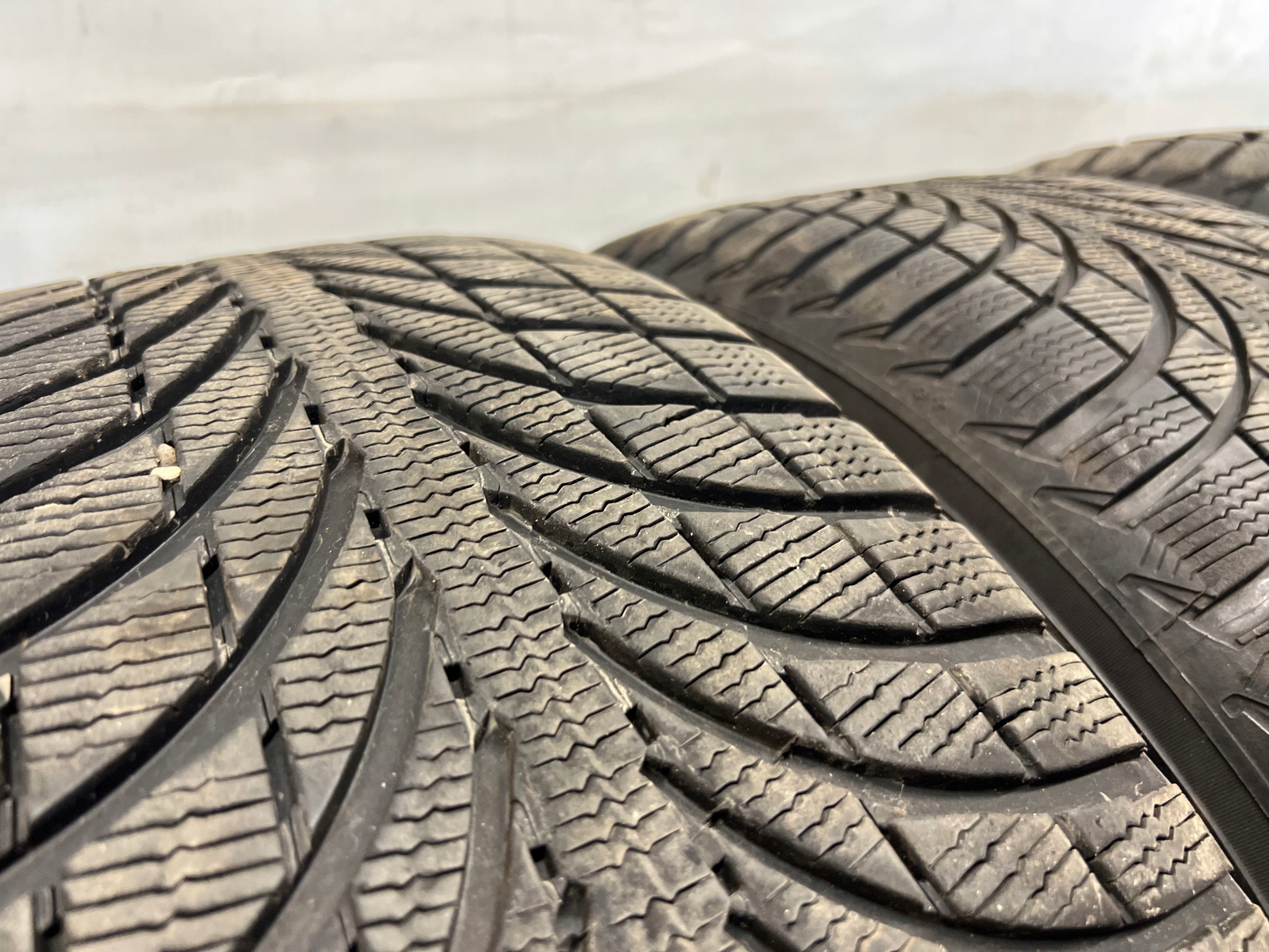 RANGE ROVER VELAR L560 wheels discs 20'' tyres winter 255/50/20 J8A2-1007-FA