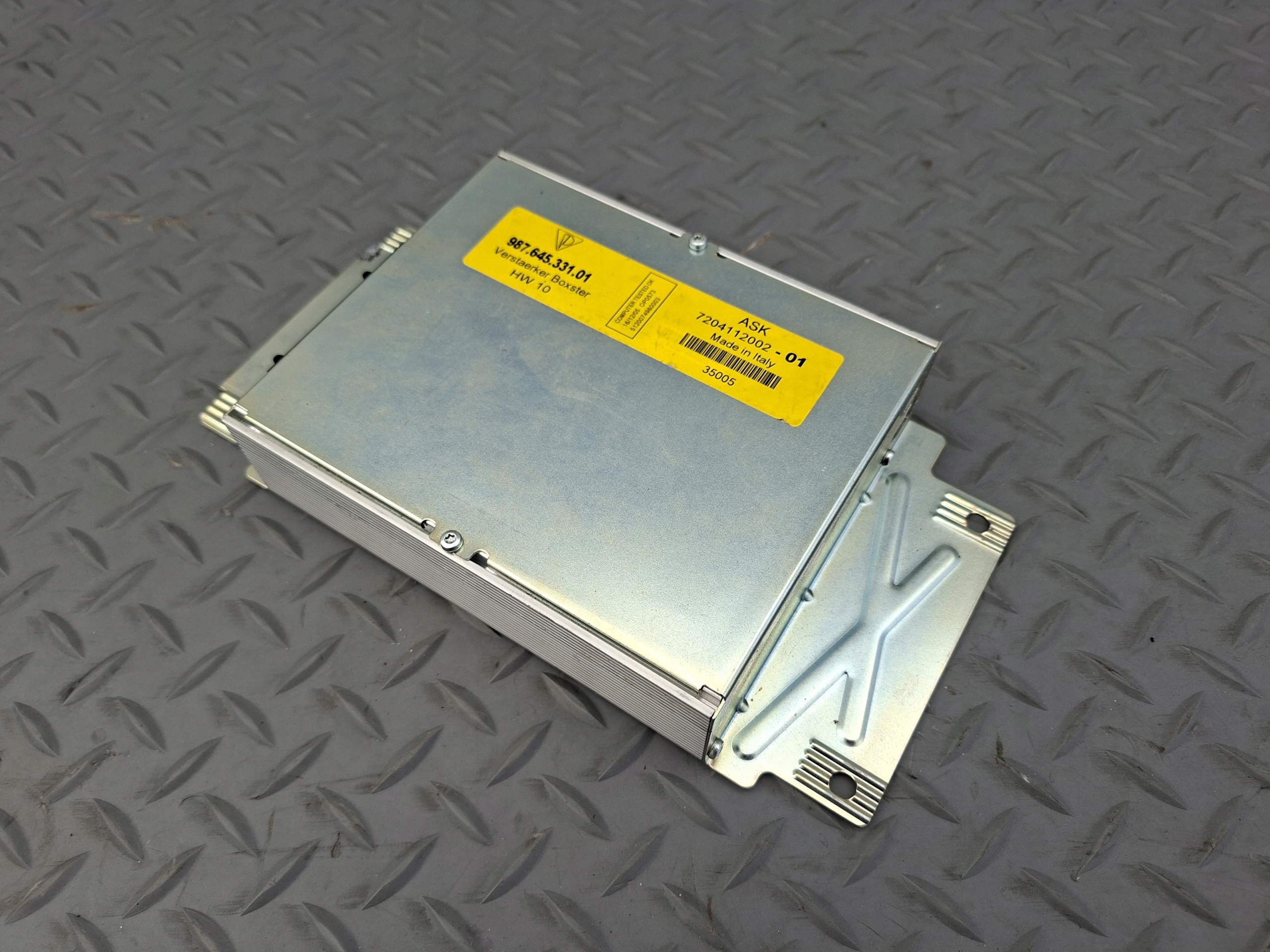 amplifier AUDIO 98764533101 PORSCHE BOXSTER CAYMAN S 987
