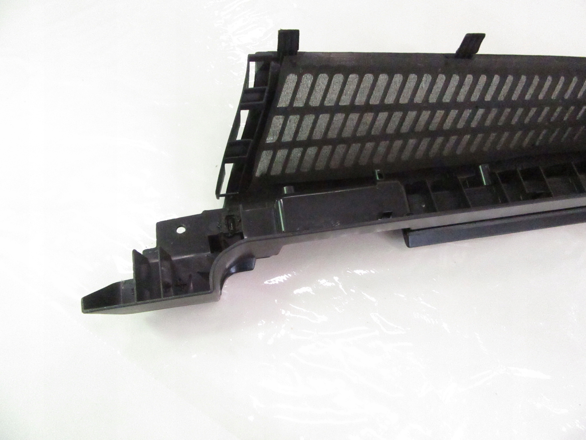 bracket holder rolety boot left rear part BMW e53 X5
